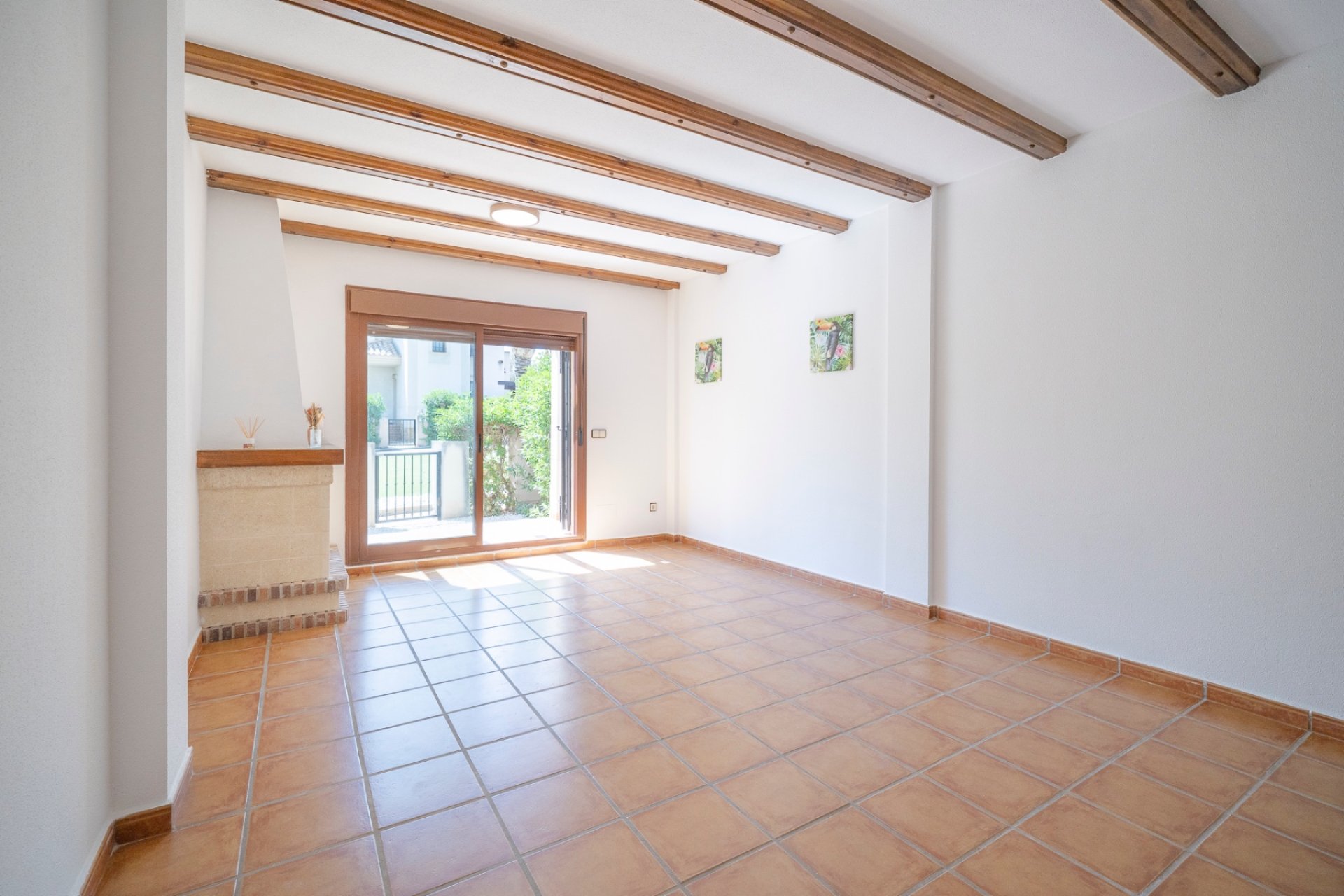 Resale - Bungalow -
Algorfa