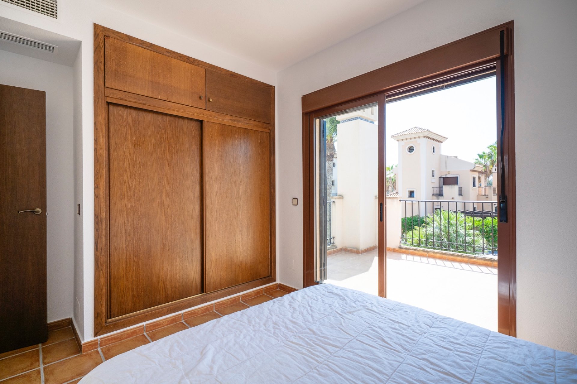 Resale - Bungalow -
Algorfa