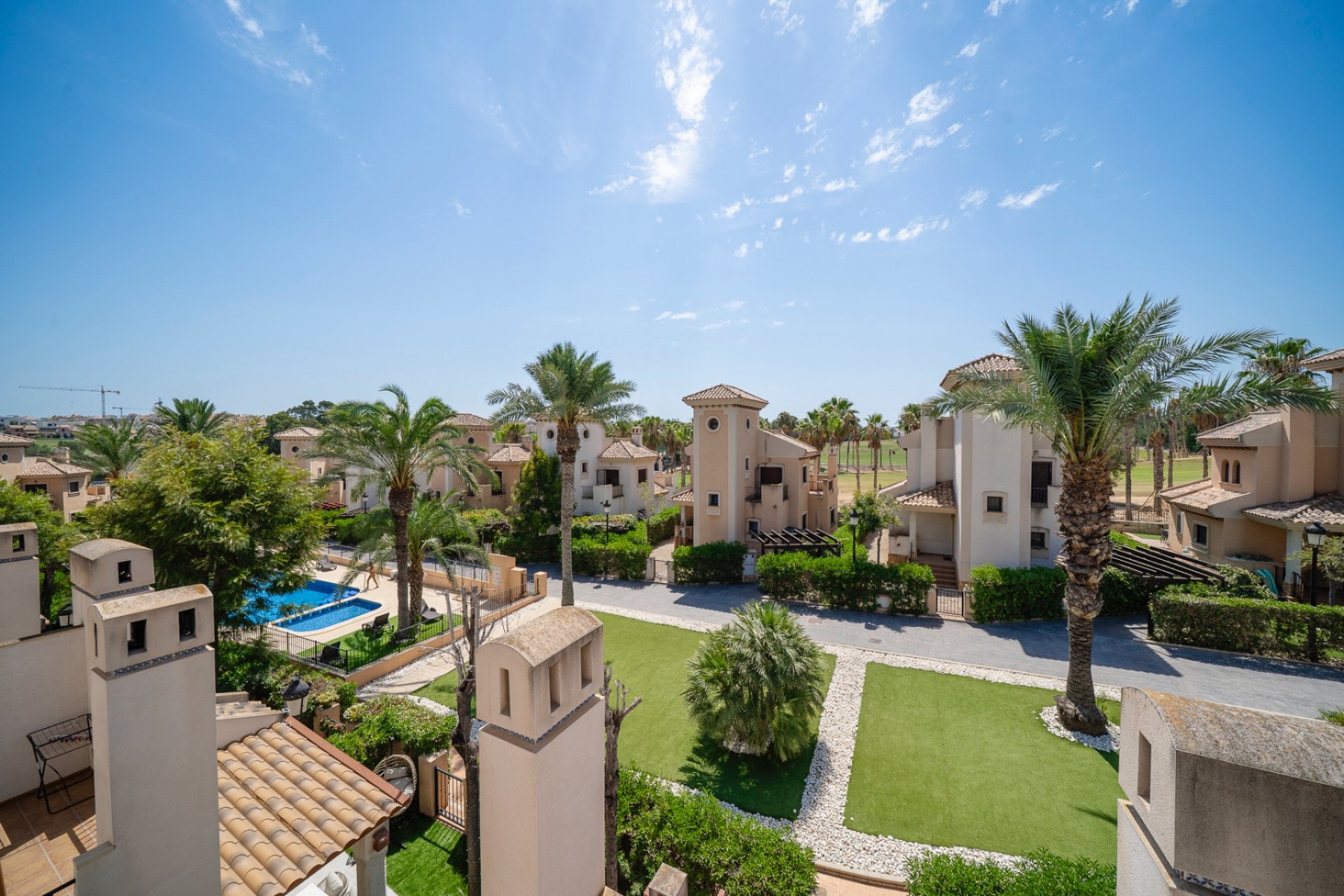 Resale - Bungalow -
Algorfa