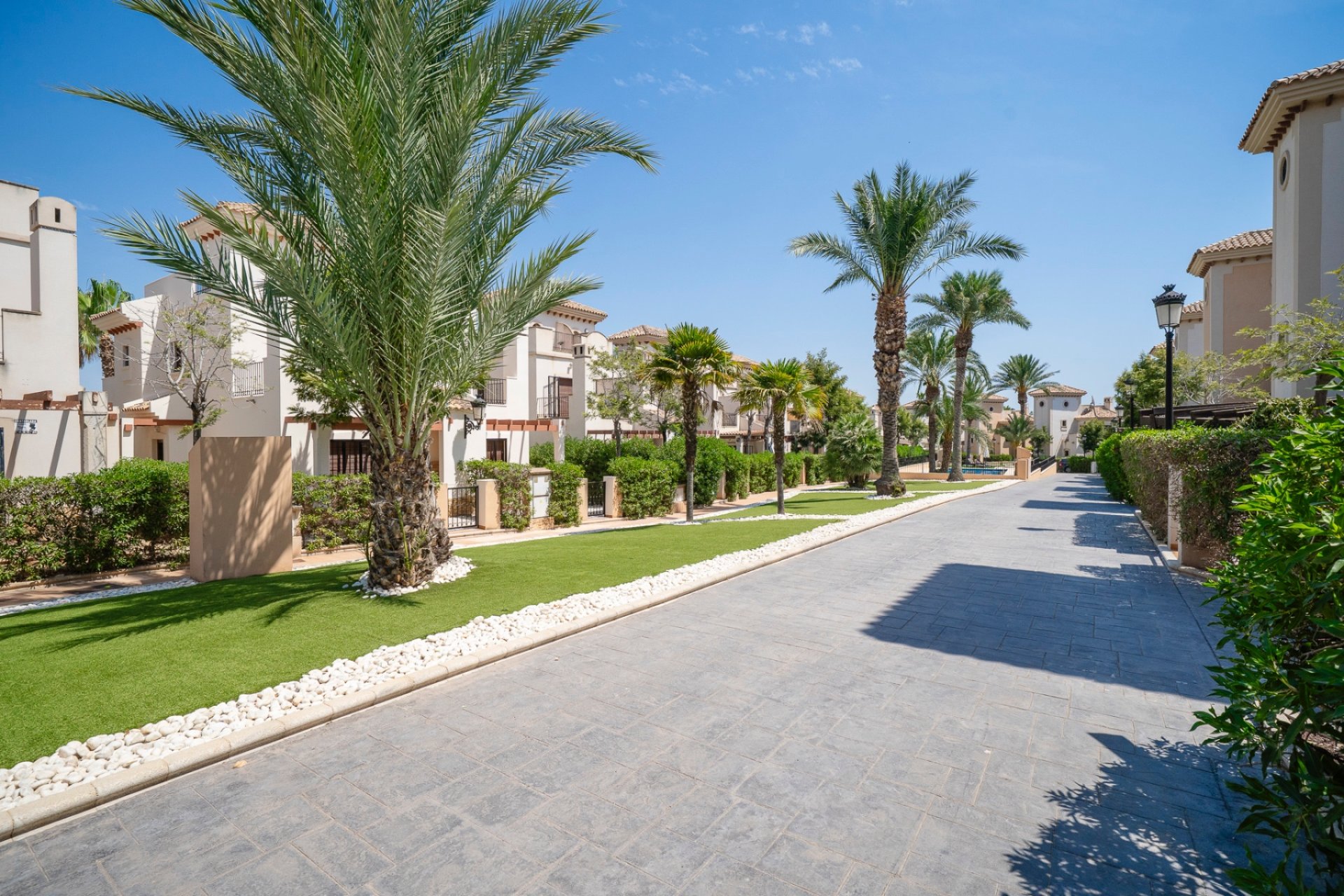 Resale - Bungalow -
Algorfa