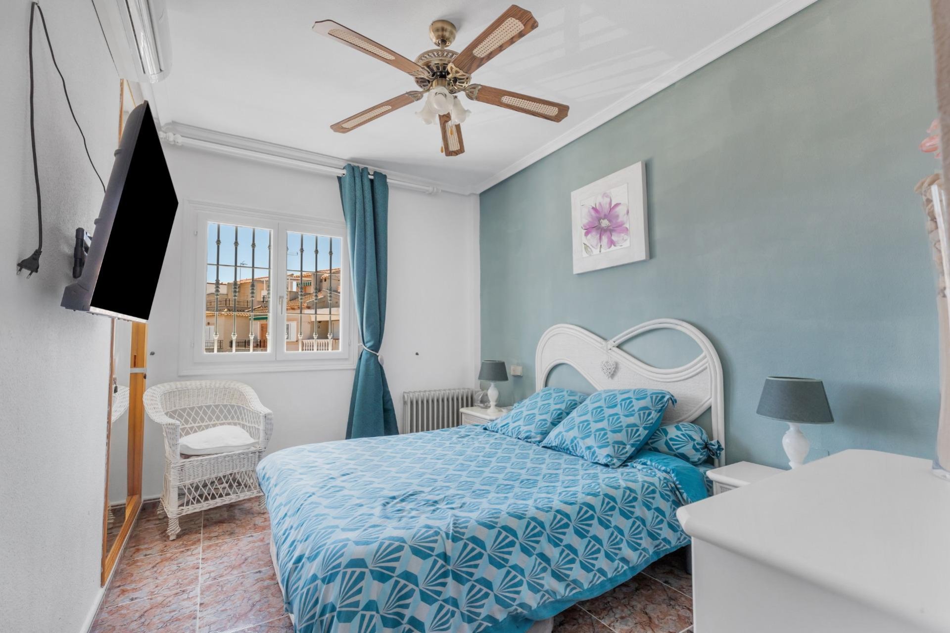 Resale - Bungalow -
Guardamar del Segura - El moncayo