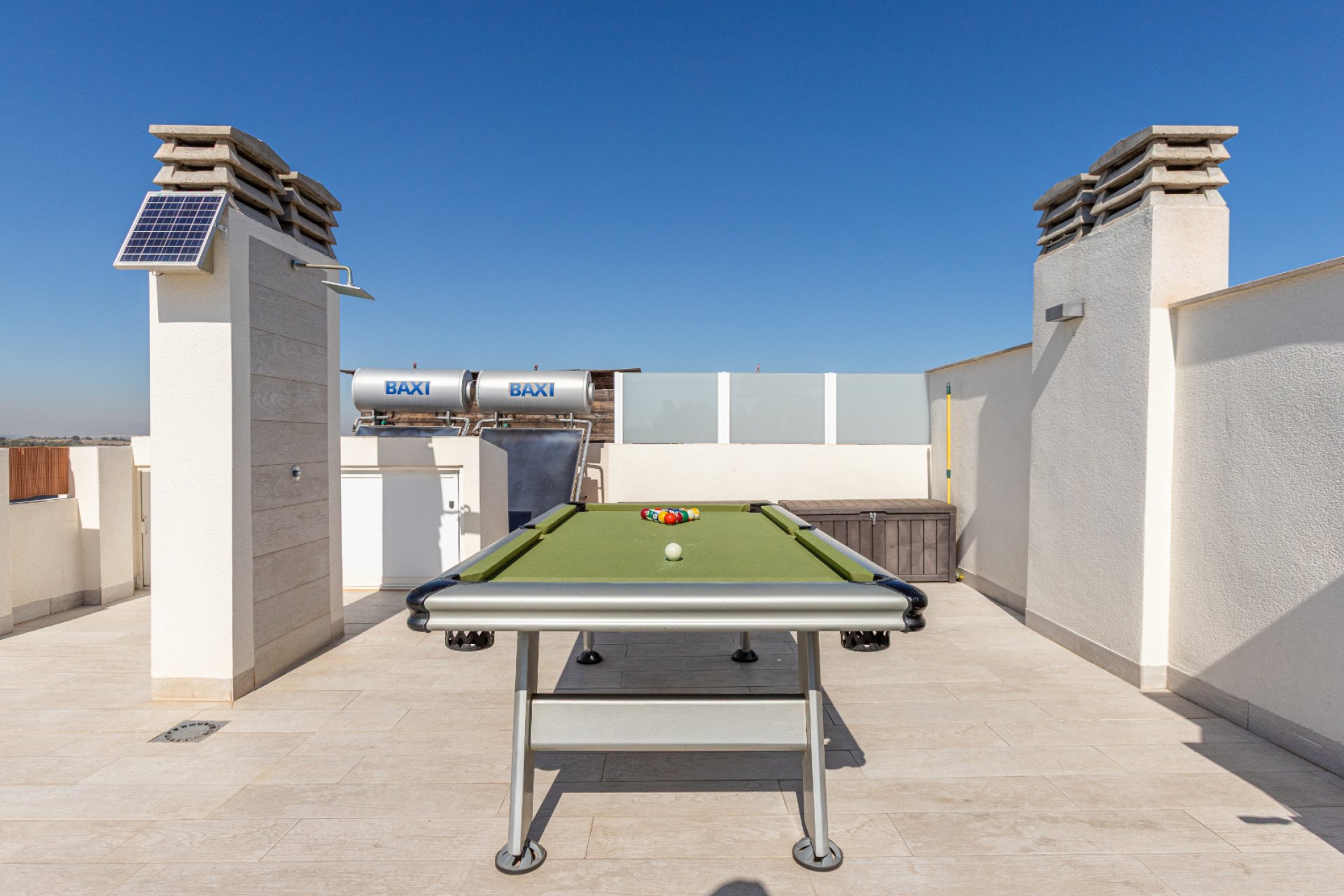 Resale - Bungalow -
Los Altos