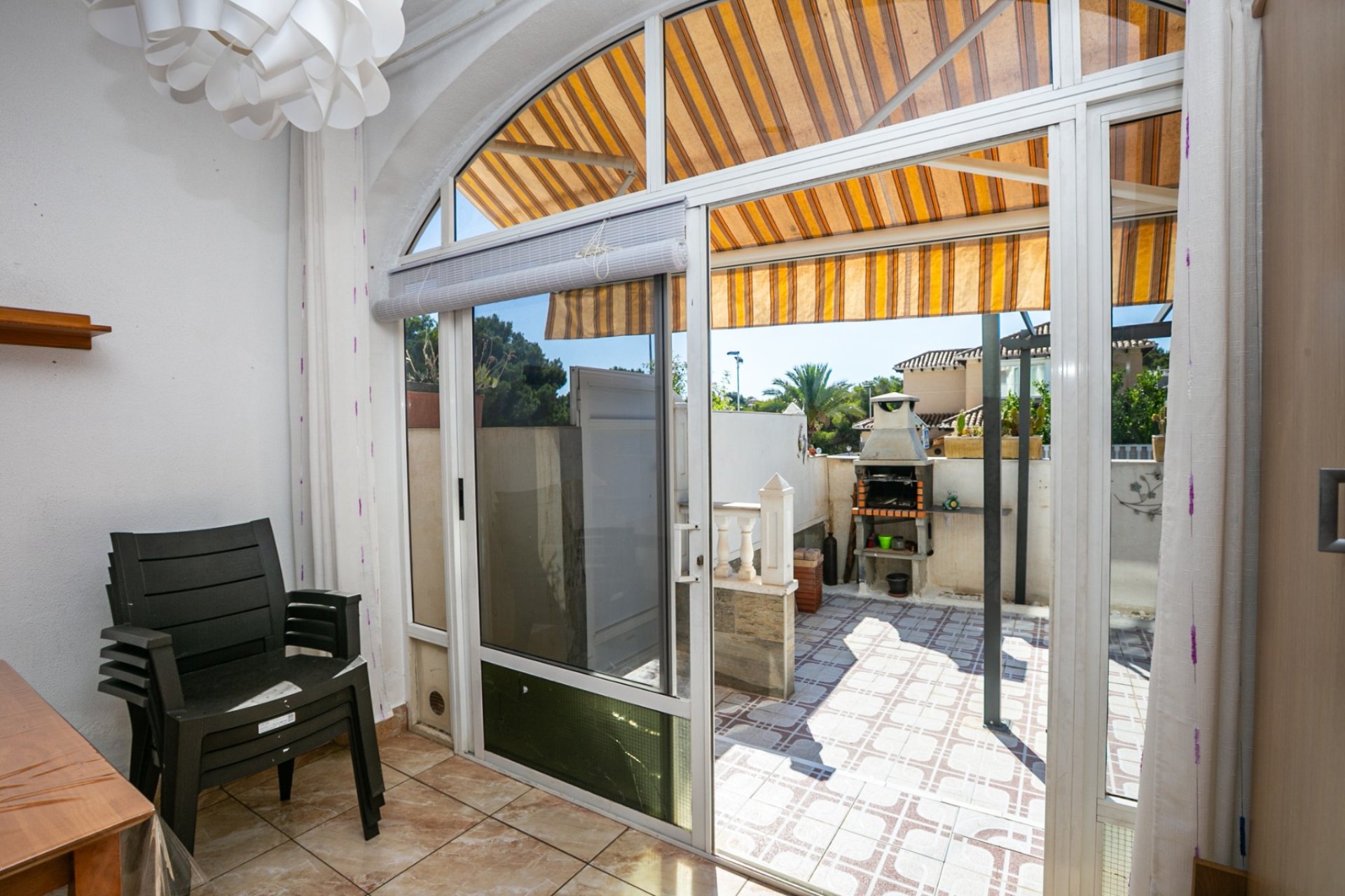 Resale - Bungalow -
Los Balcones