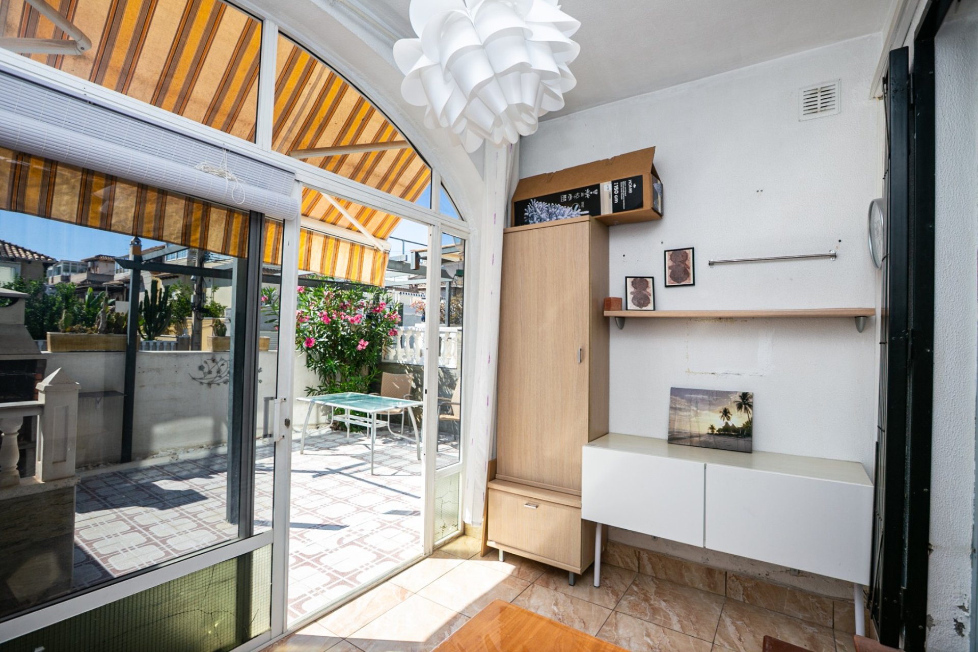 Resale - Bungalow -
Los Balcones