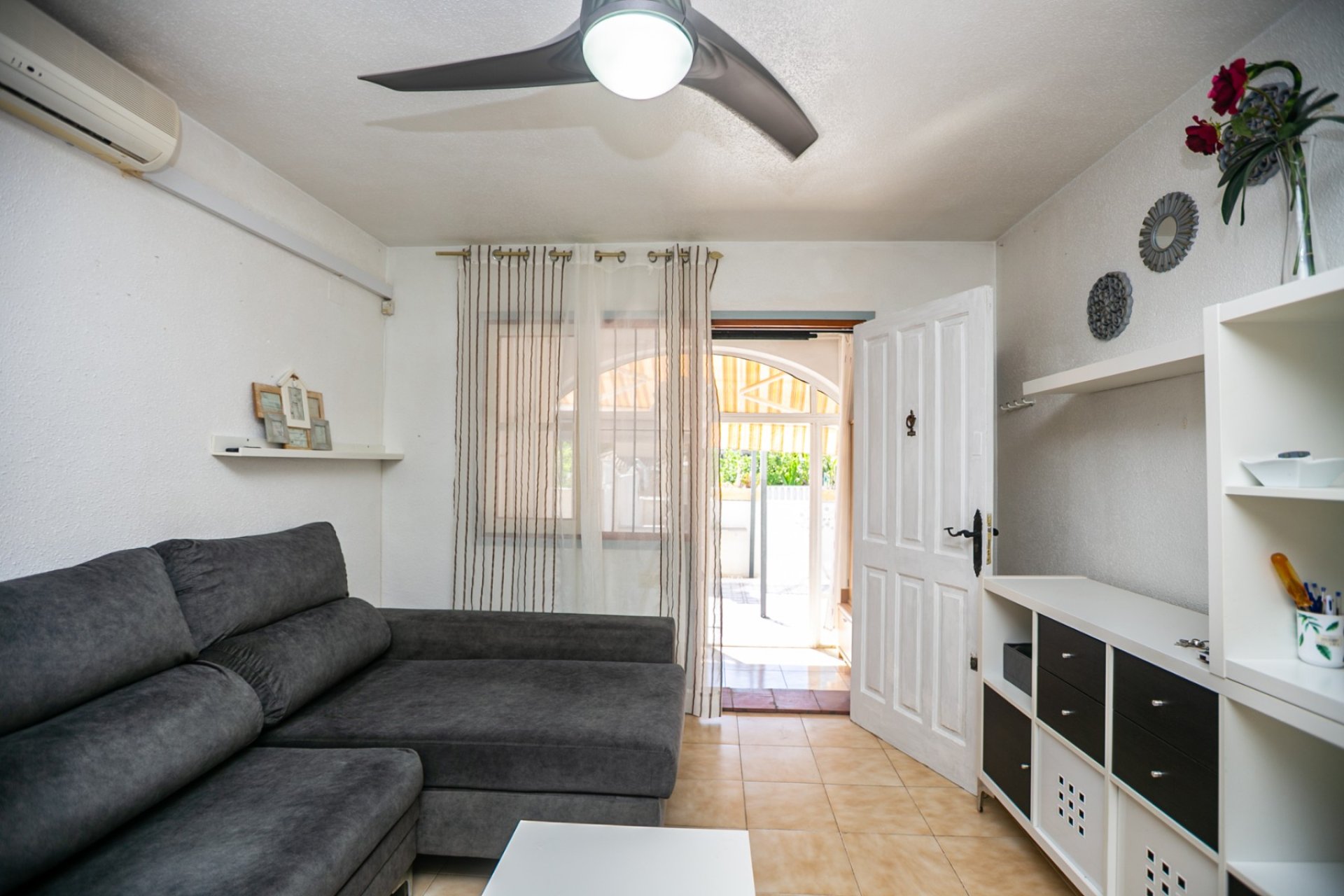 Resale - Bungalow -
Los Balcones