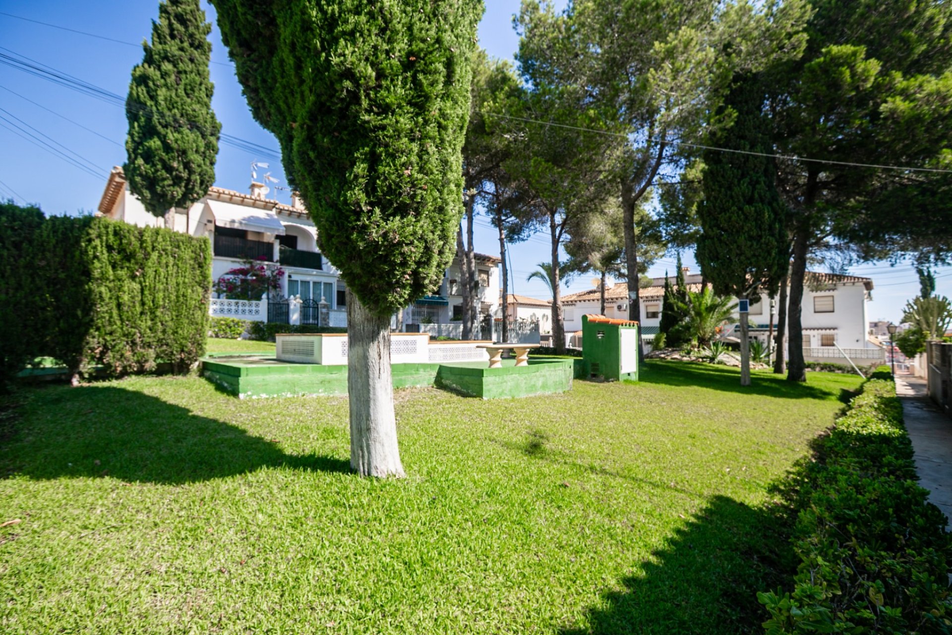 Resale - Bungalow -
Los Balcones