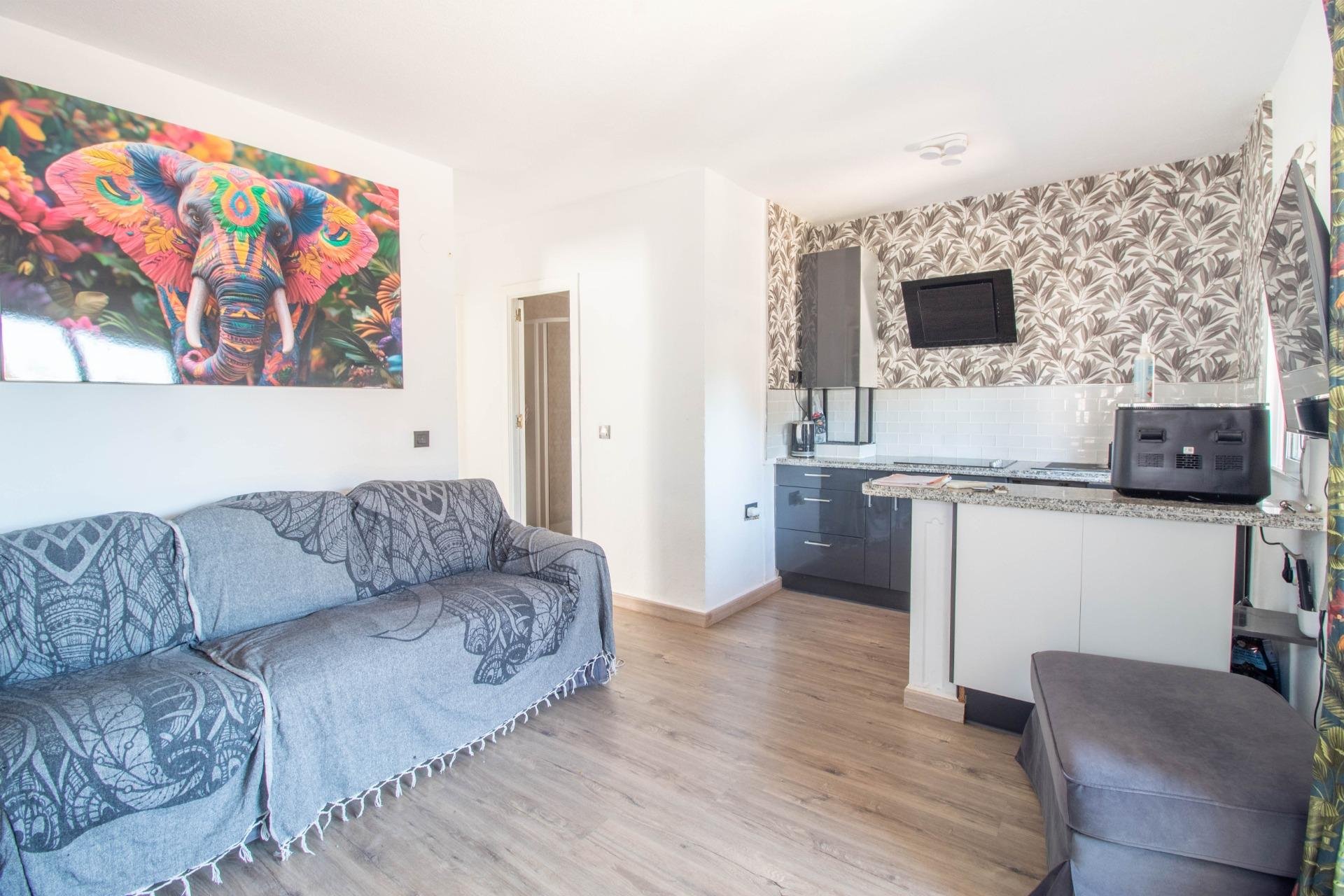 Resale - Bungalow -
Orihuela Costa - Cabo Roig