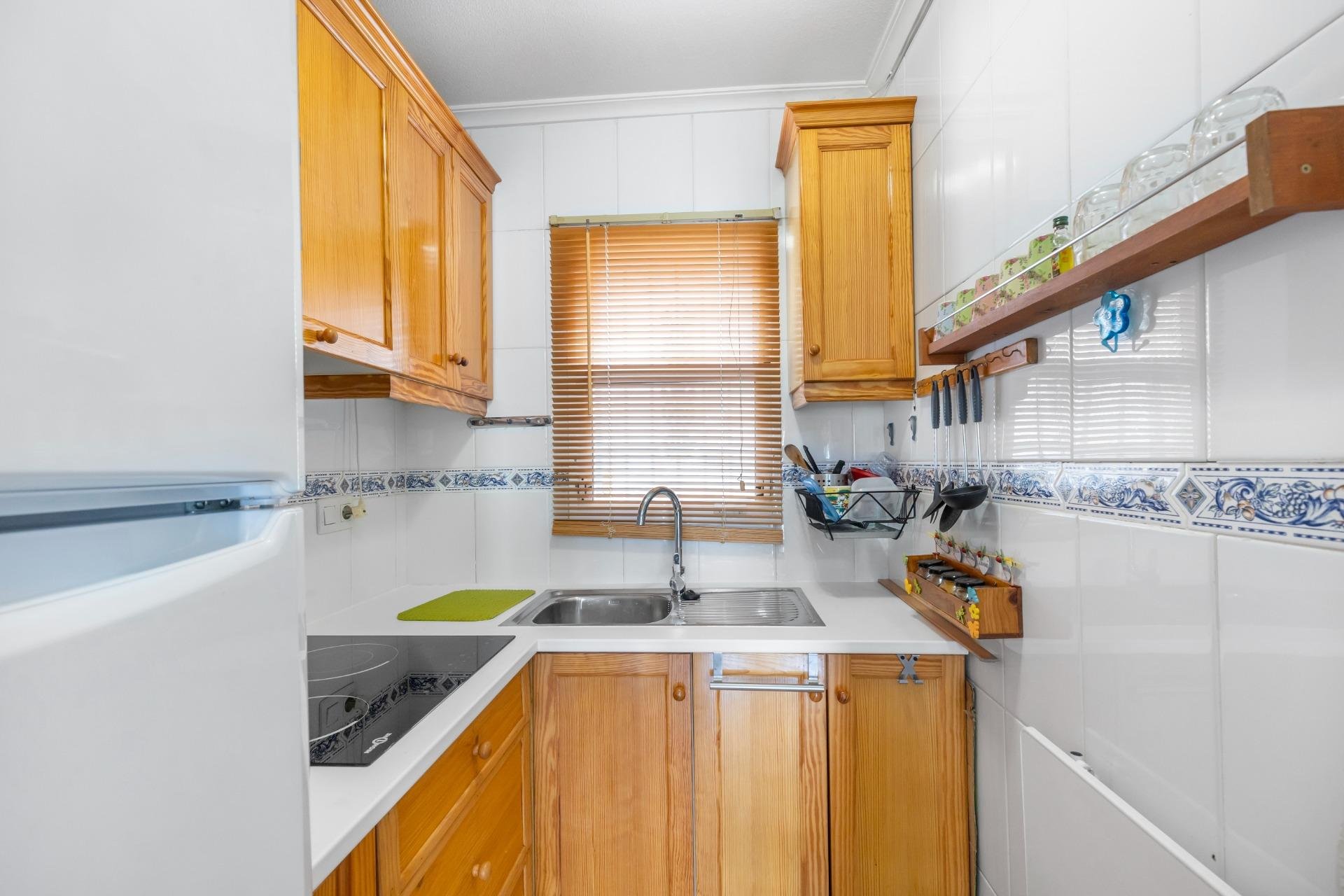 Resale - Bungalow -
Orihuela Costa - La Florida