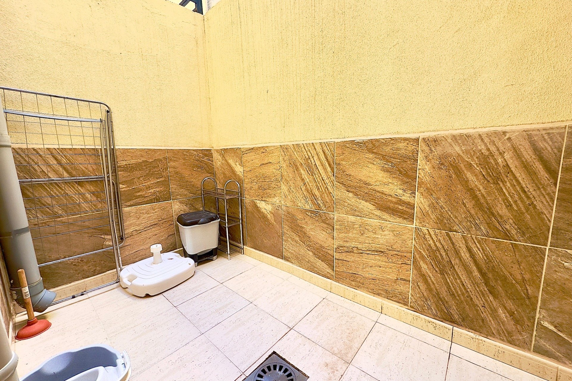 Resale - Bungalow -
Orihuela Costa - La Florida