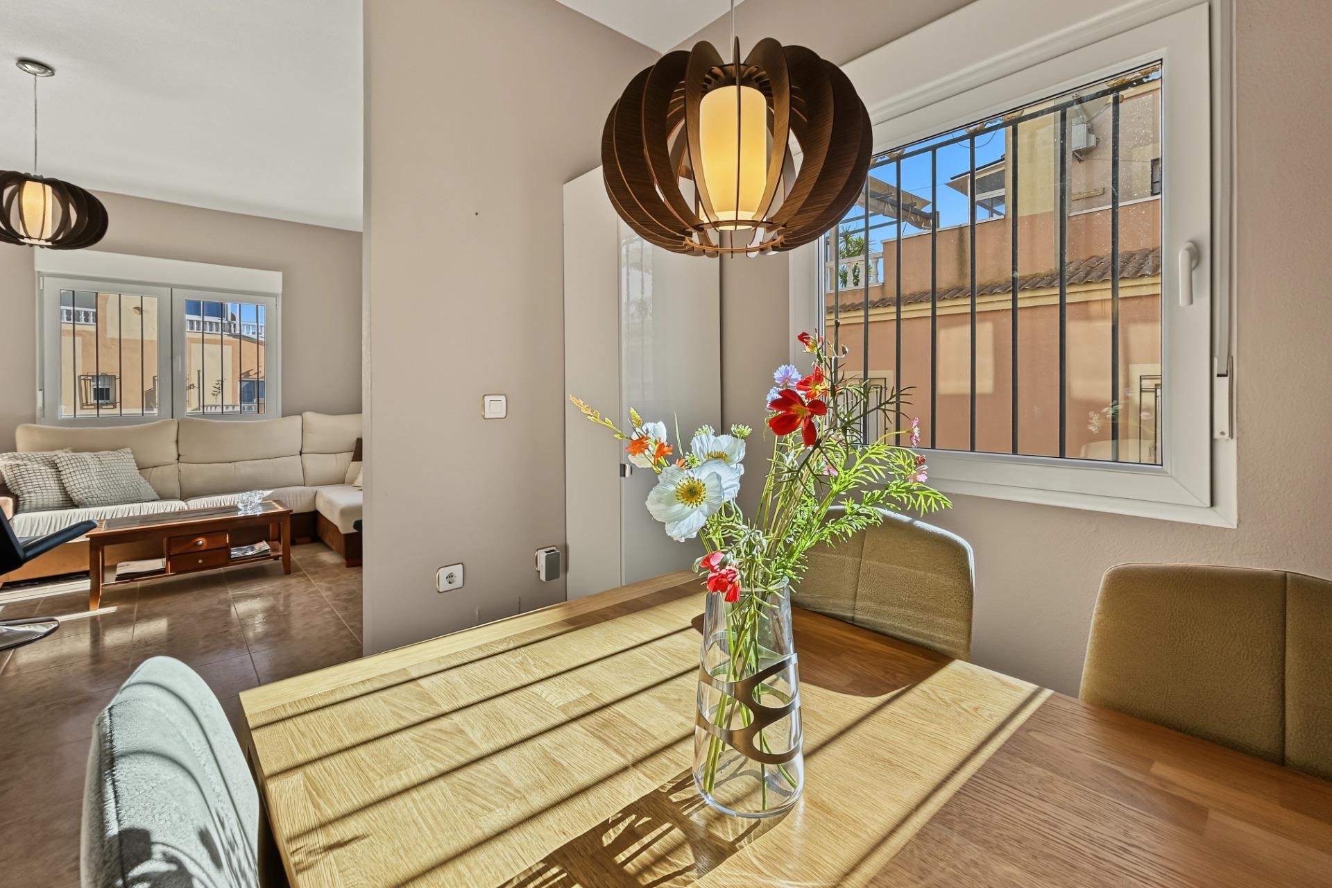 Resale - Bungalow -
Orihuela Costa - Lomas de Don Juan