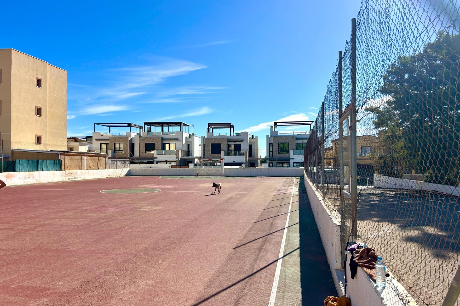 Resale - Bungalow -
Orihuela Costa - Lomas de Don Juan