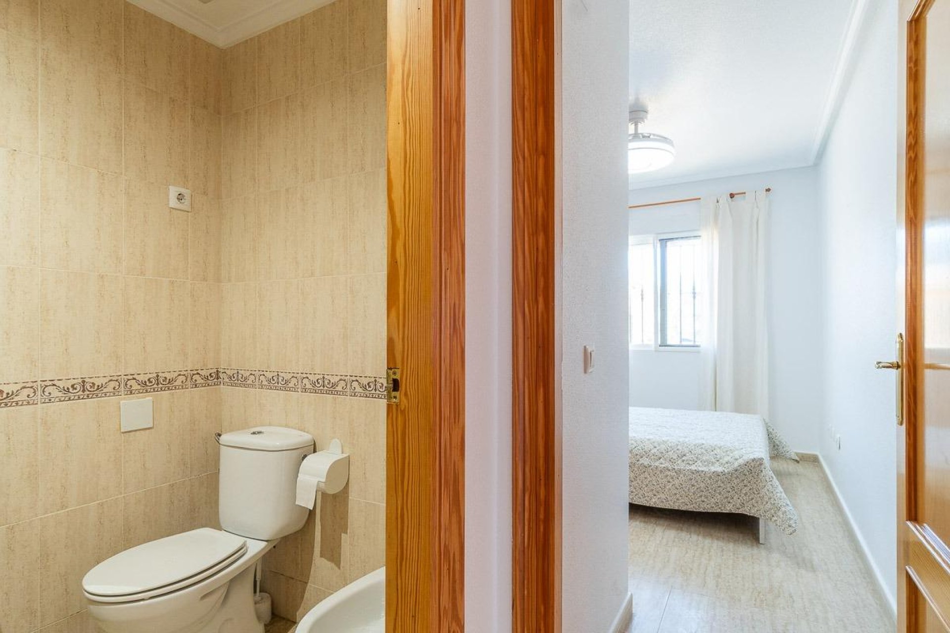 Resale - Bungalow -
Orihuela Costa - Los Almendros-La Florida