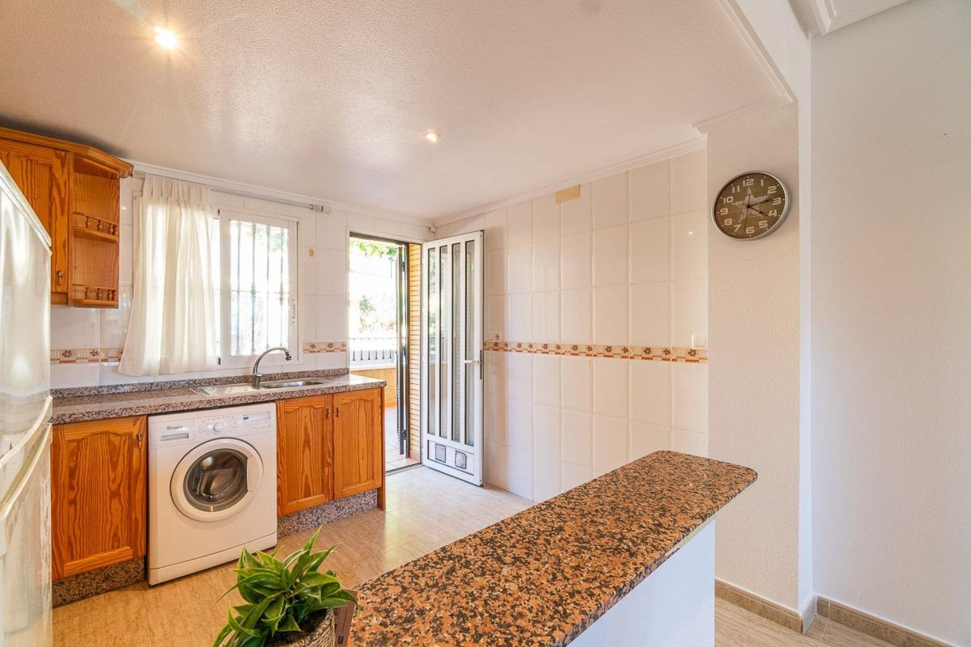 Resale - Bungalow -
Orihuela Costa - Los Almendros-La Florida