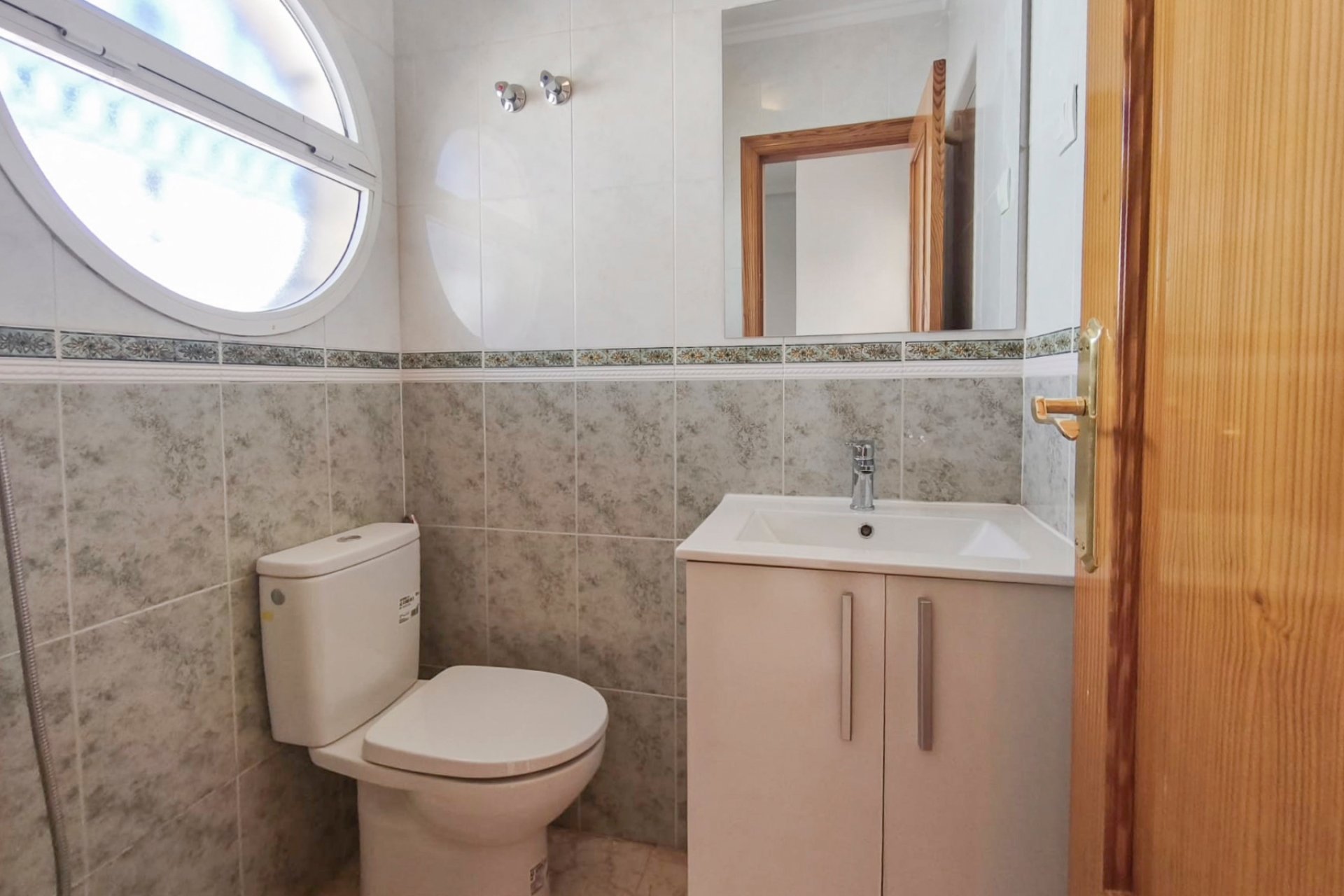 Resale - Bungalow -
Orihuela Costa - Los Altos