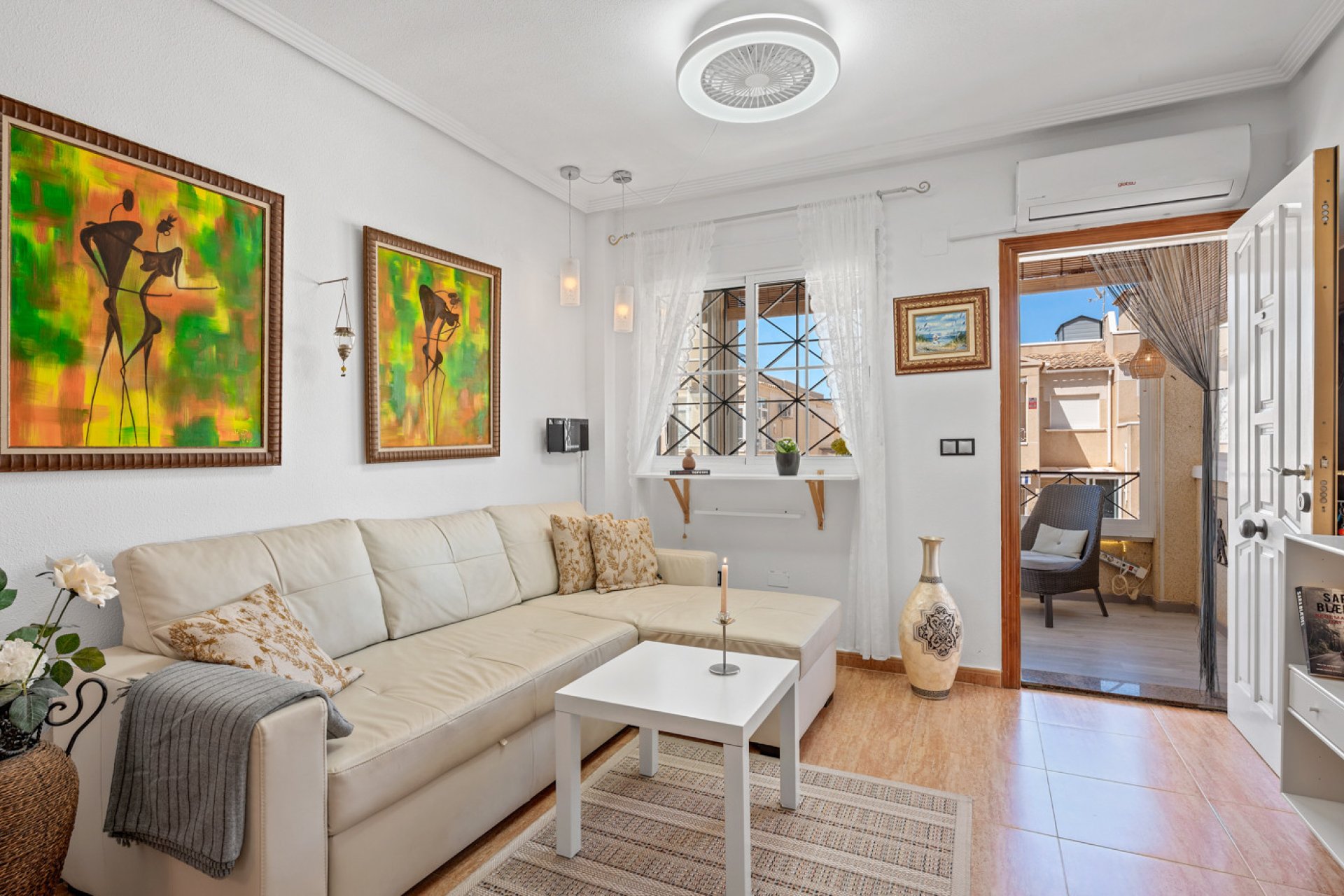 Resale - Bungalow -
Orihuela Costa - Playa Flamenca