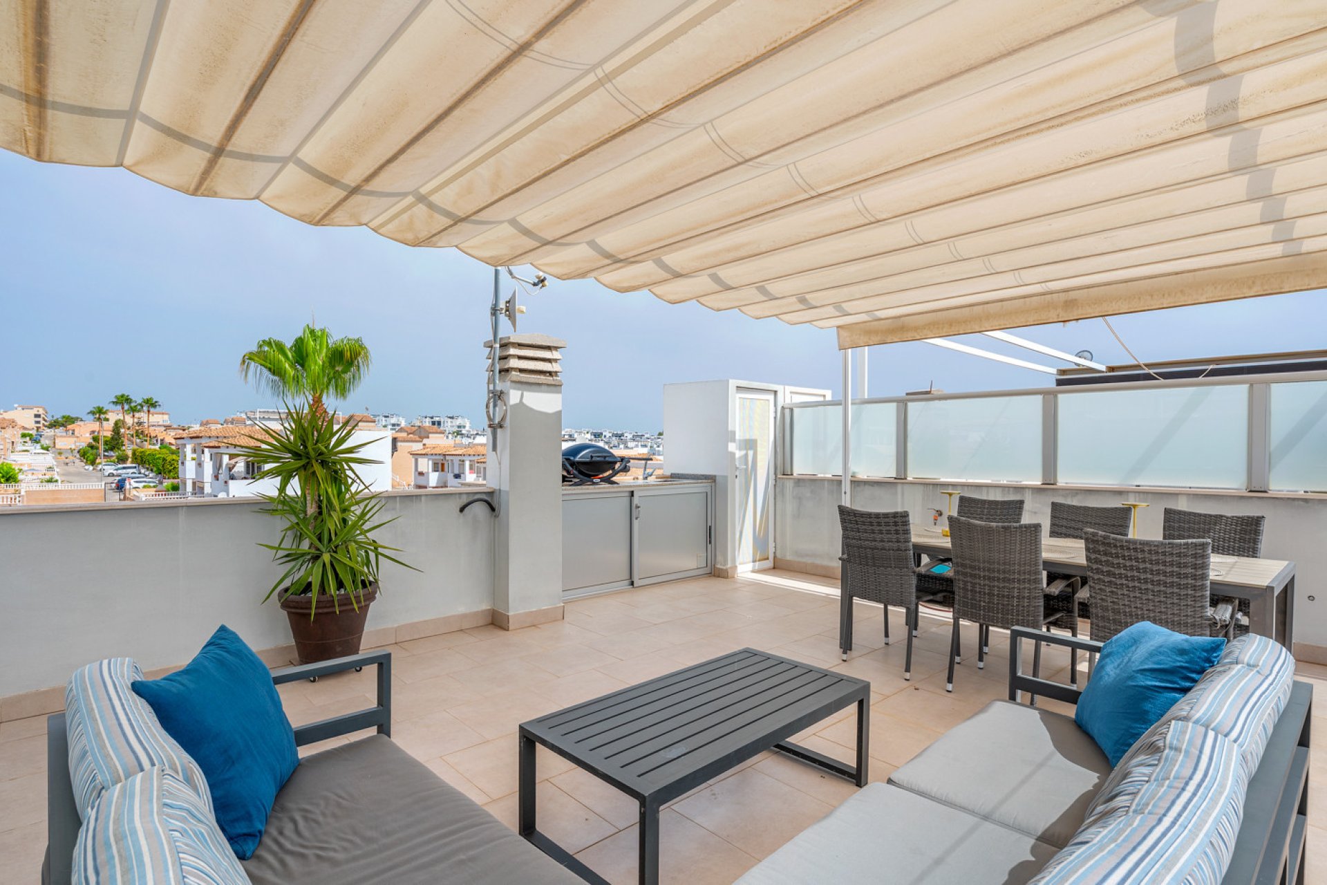 Resale - Bungalow -
Orihuela Costa - Punta Prima