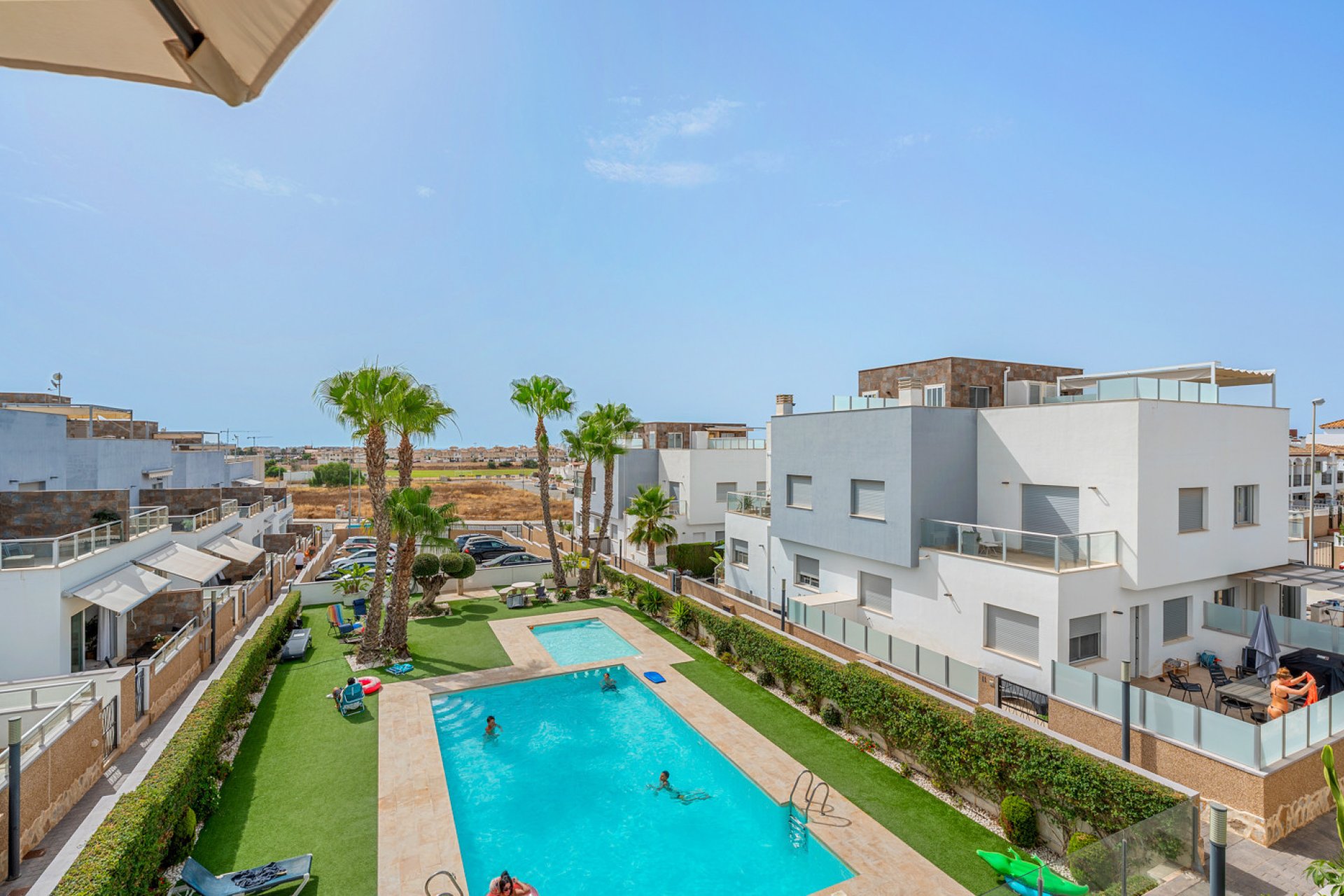 Resale - Bungalow -
Orihuela Costa - Punta Prima