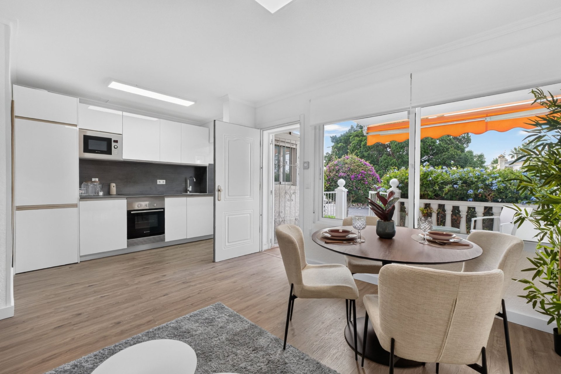 Resale - Bungalow -
Orihuela Costa - Villamartín - Las Filipinas