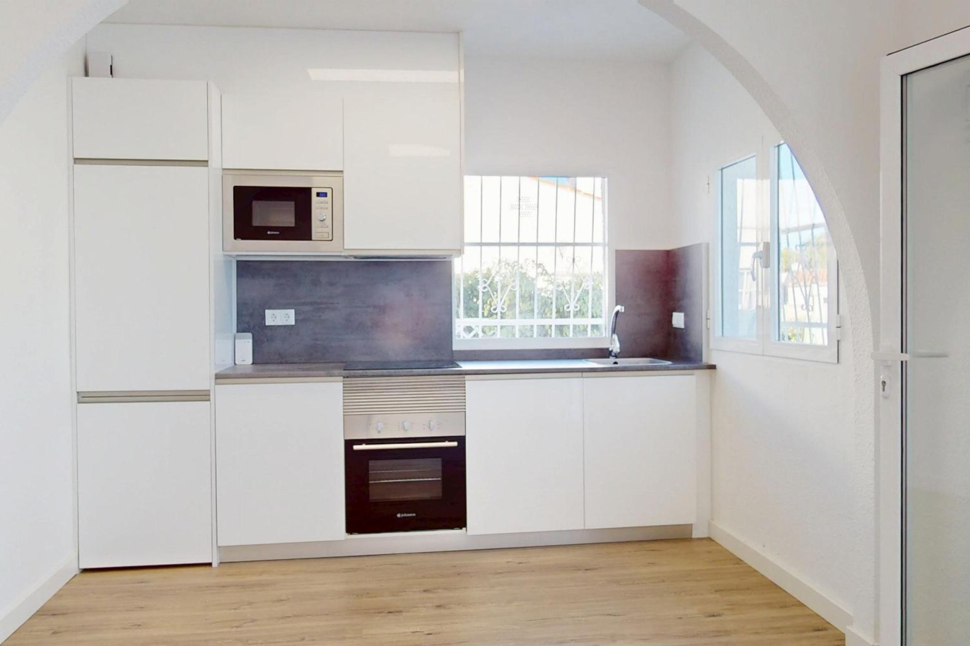 Resale - Bungalow -
Orihuela Costa - Villamartín