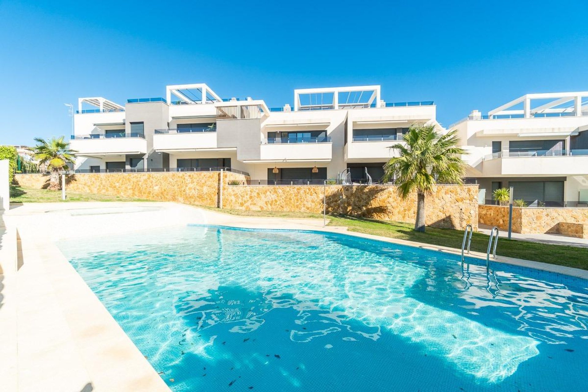 Resale - Bungalow -
Orihuela Costa - Villamartin
