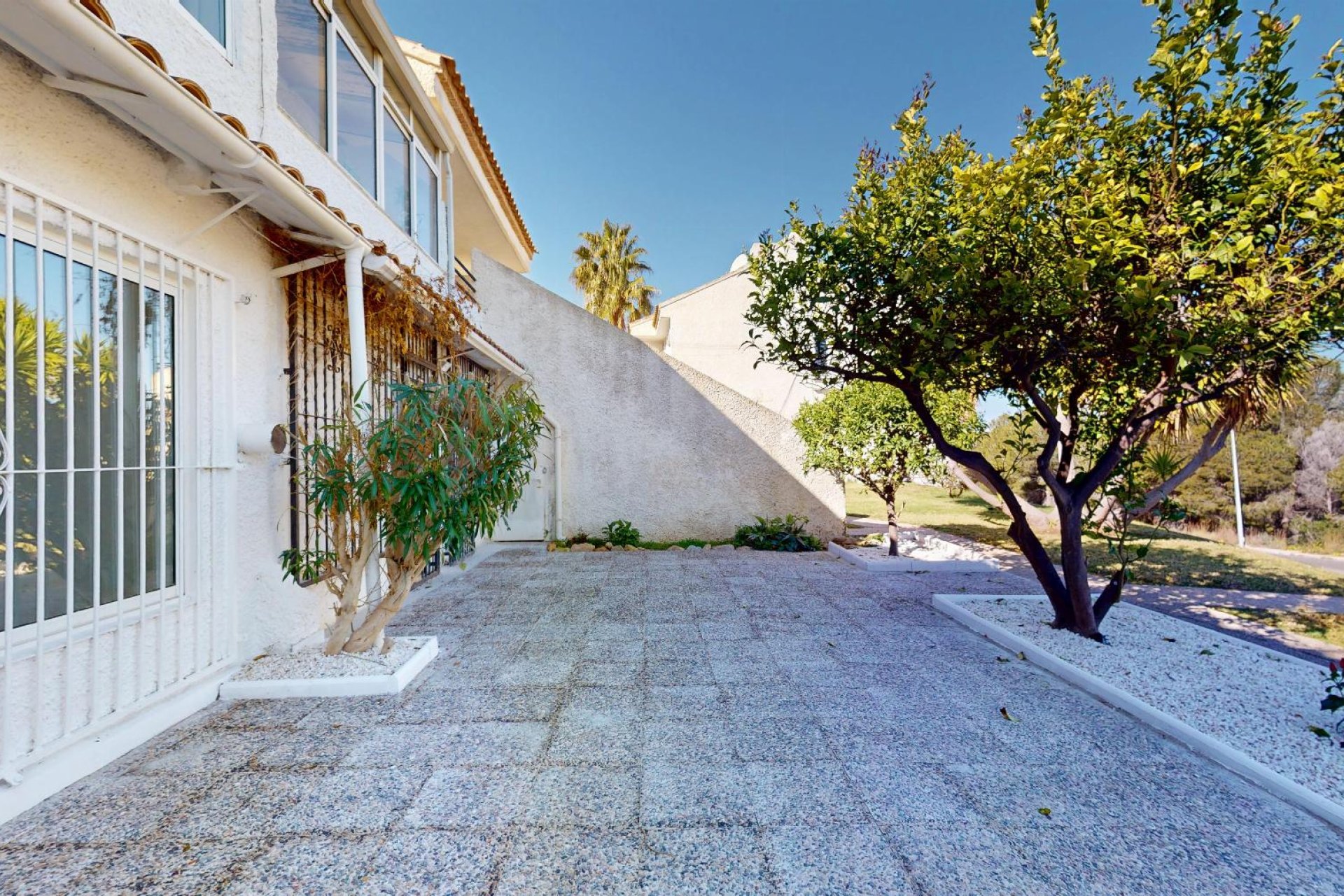 Resale - Bungalow -
Orihuela Costa - Villamartín