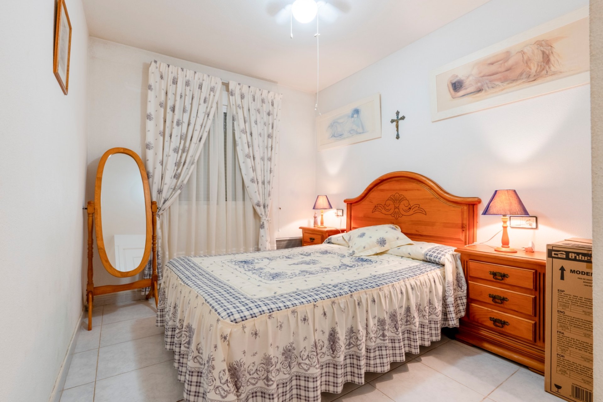 Resale - Bungalow -
Orihuela Costa