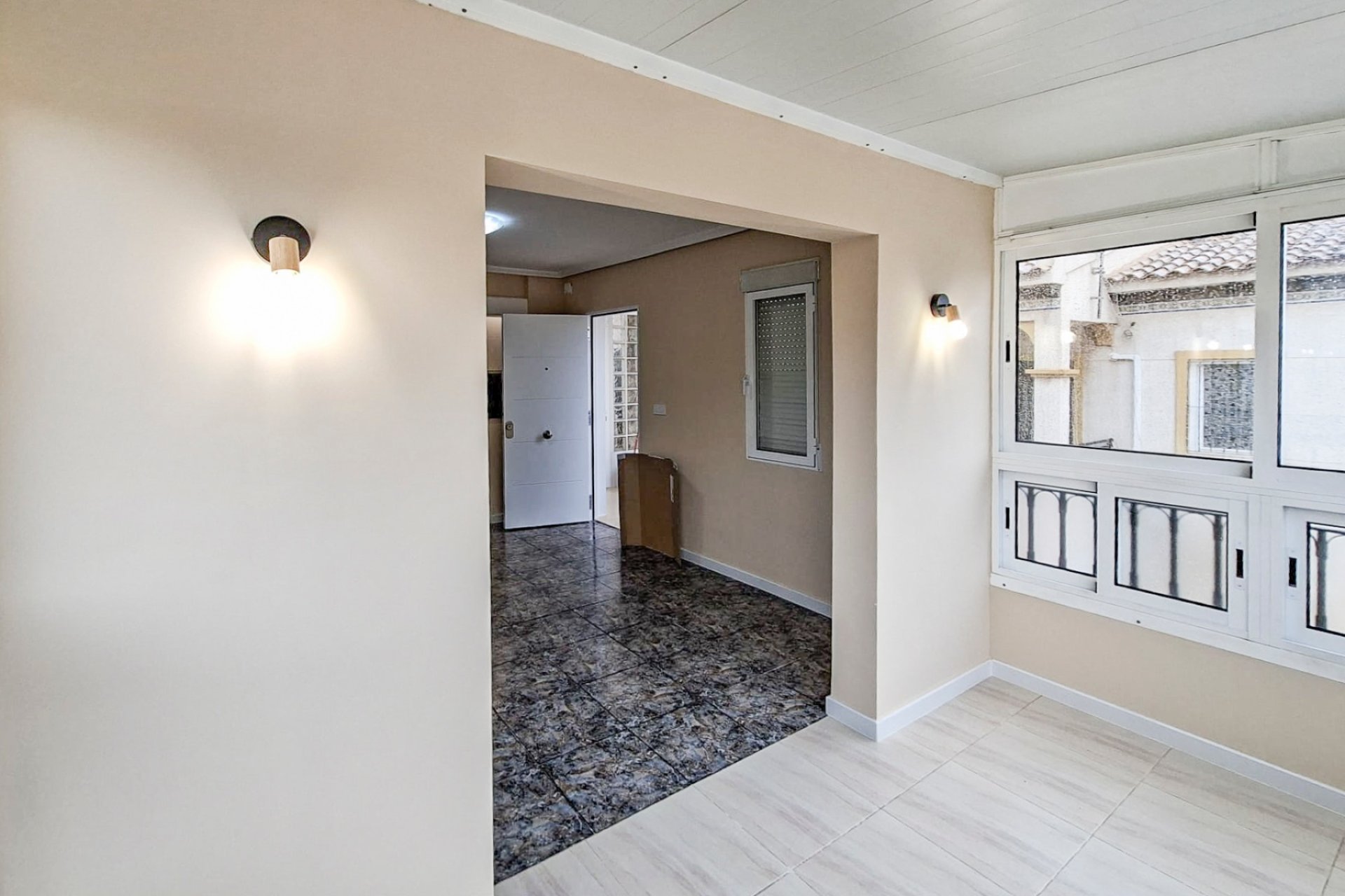 Resale - Bungalow -
Orihuela Costa