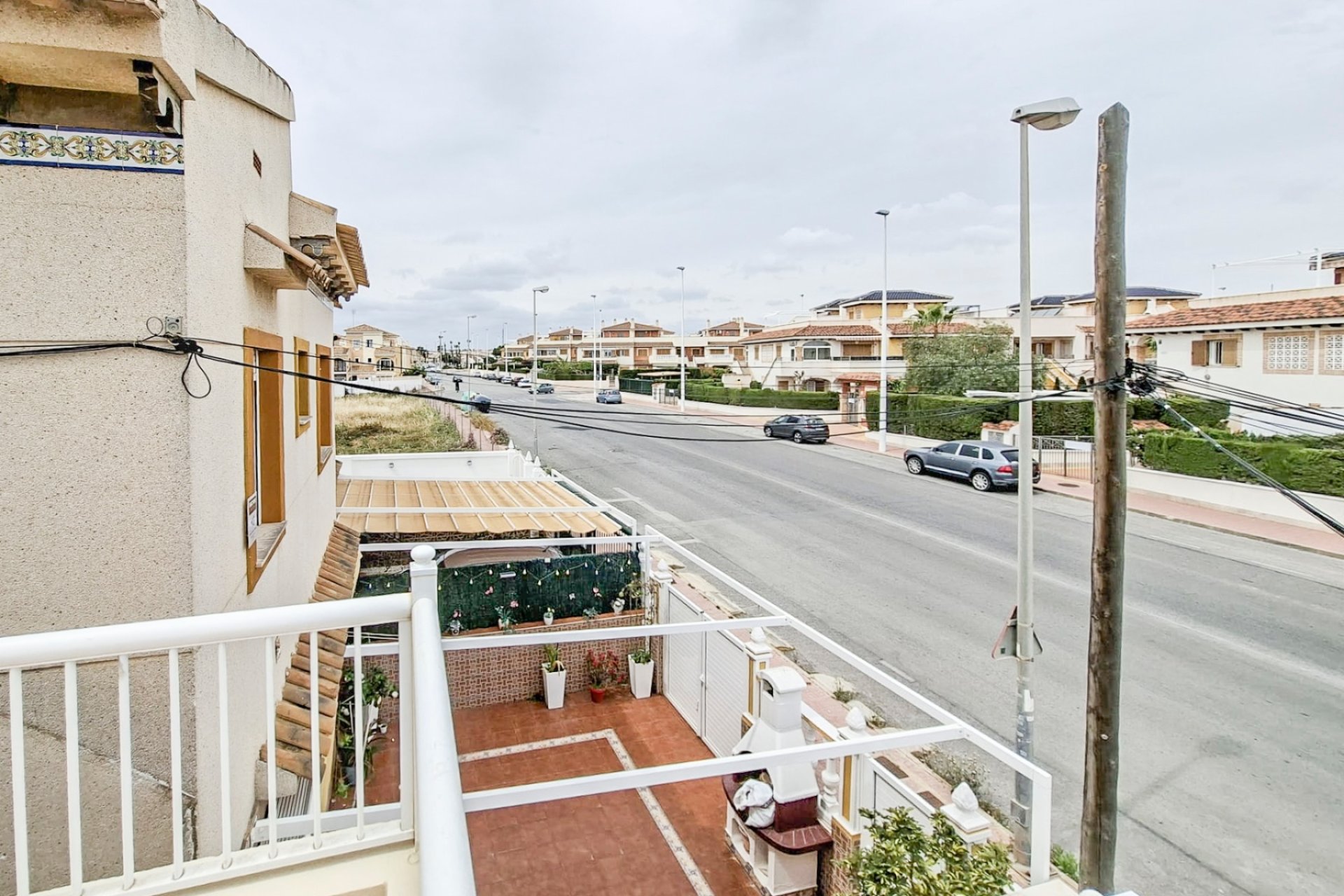 Resale - Bungalow -
Orihuela Costa