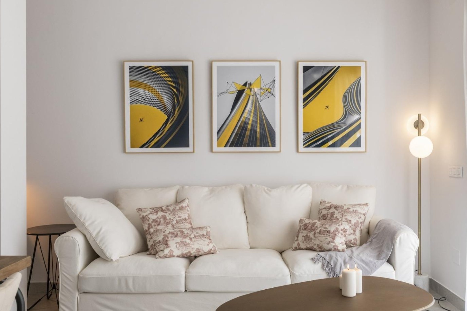 Resale - Bungalow -
Orihuela Costa