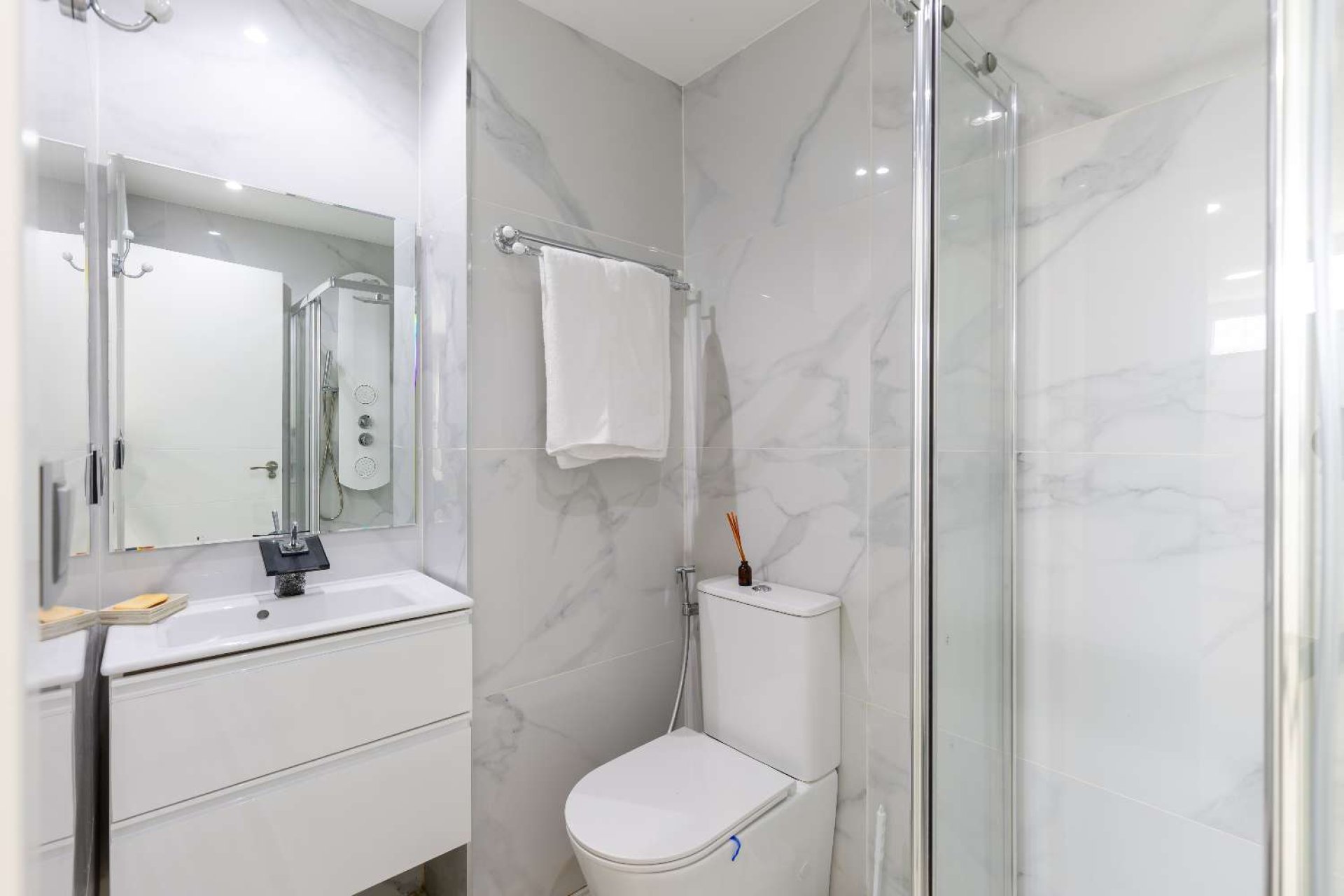 Resale - Bungalow -
Orihuela - Orihuela Costa