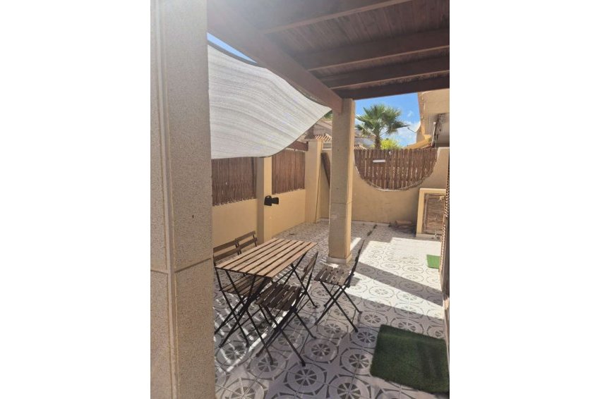 Resale - Bungalow -
Orihuela - Playa Flamenca