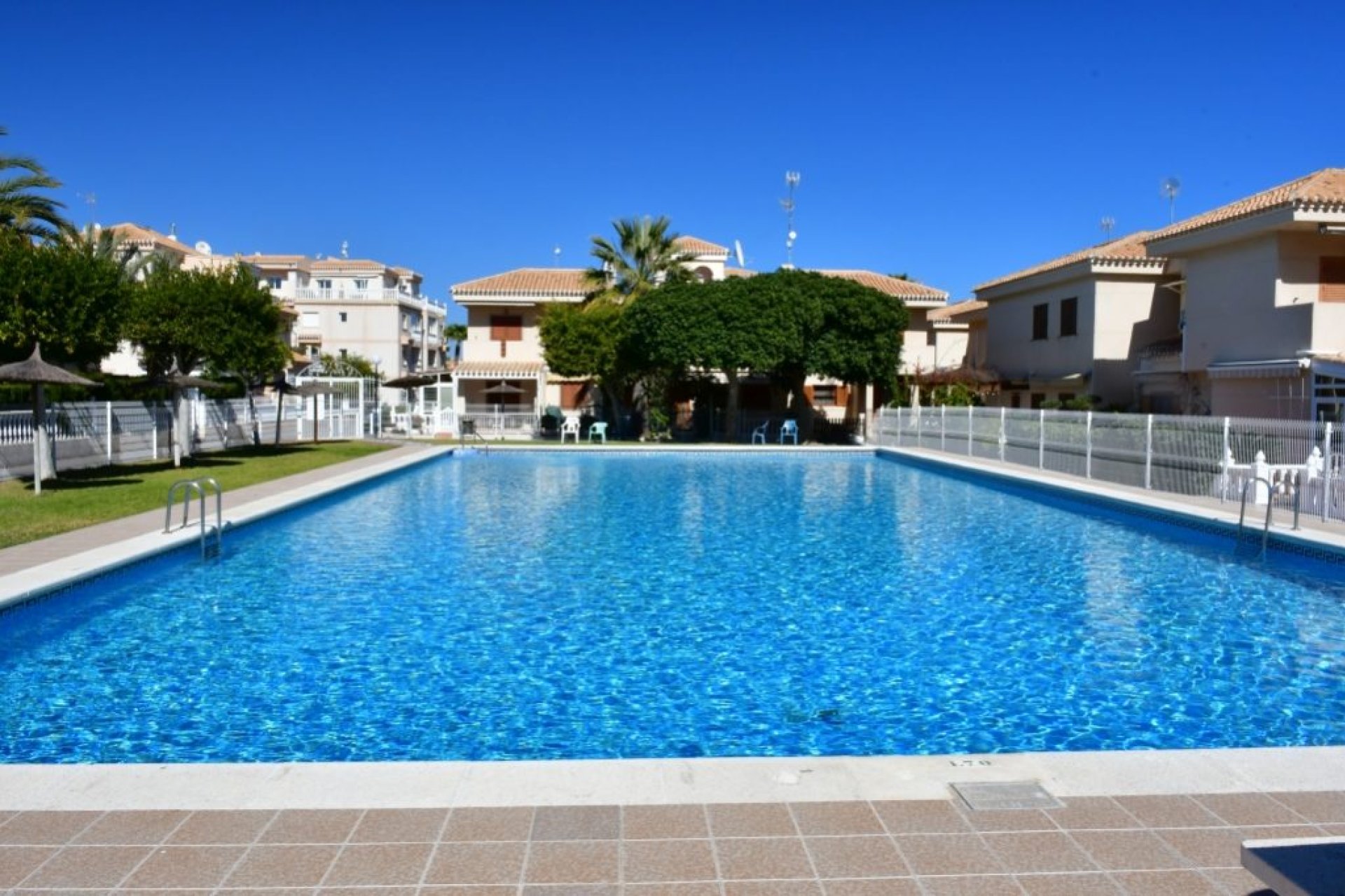 Resale - Bungalow -
Orihuela - Playa Flamenca