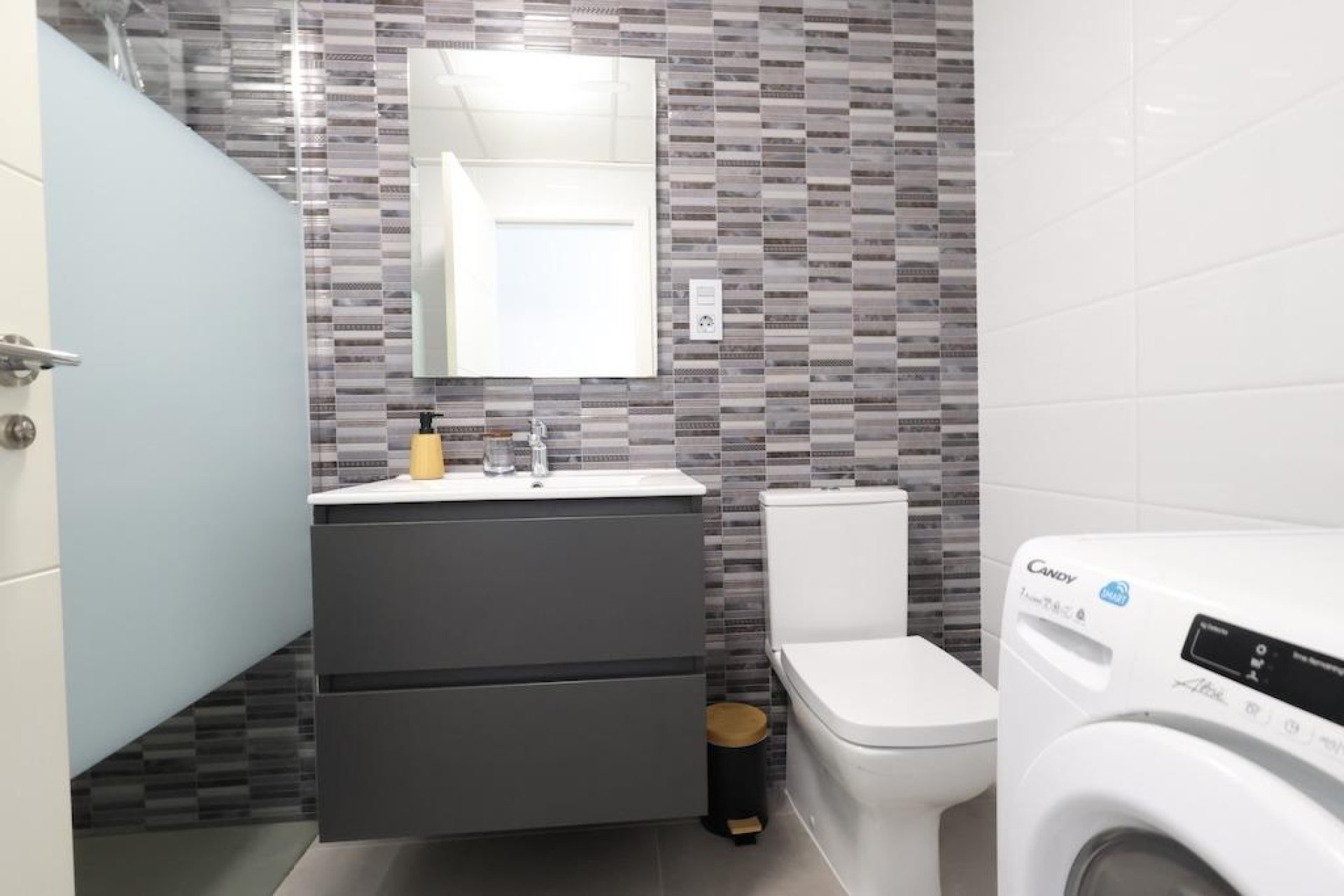 Resale - Bungalow -
Pilar de la Horadada - Zona Pueblo