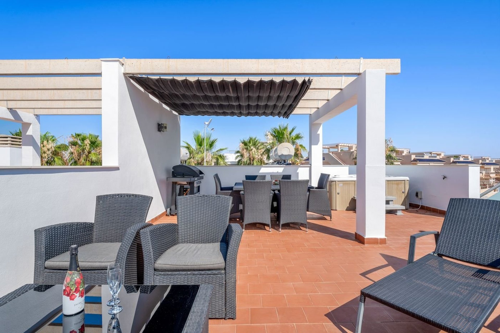 Resale - Bungalow -
Punta Prima