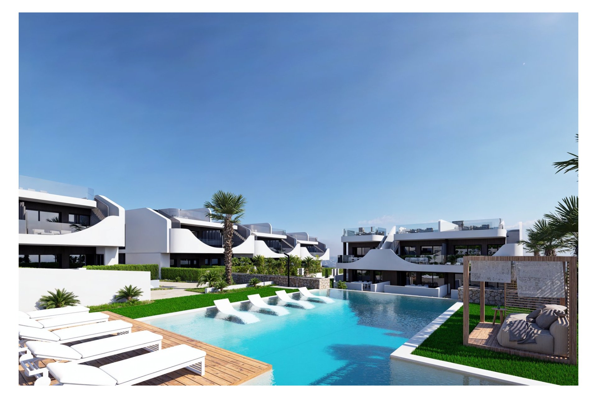 Resale - Bungalow -
San Miguel - Pueblo