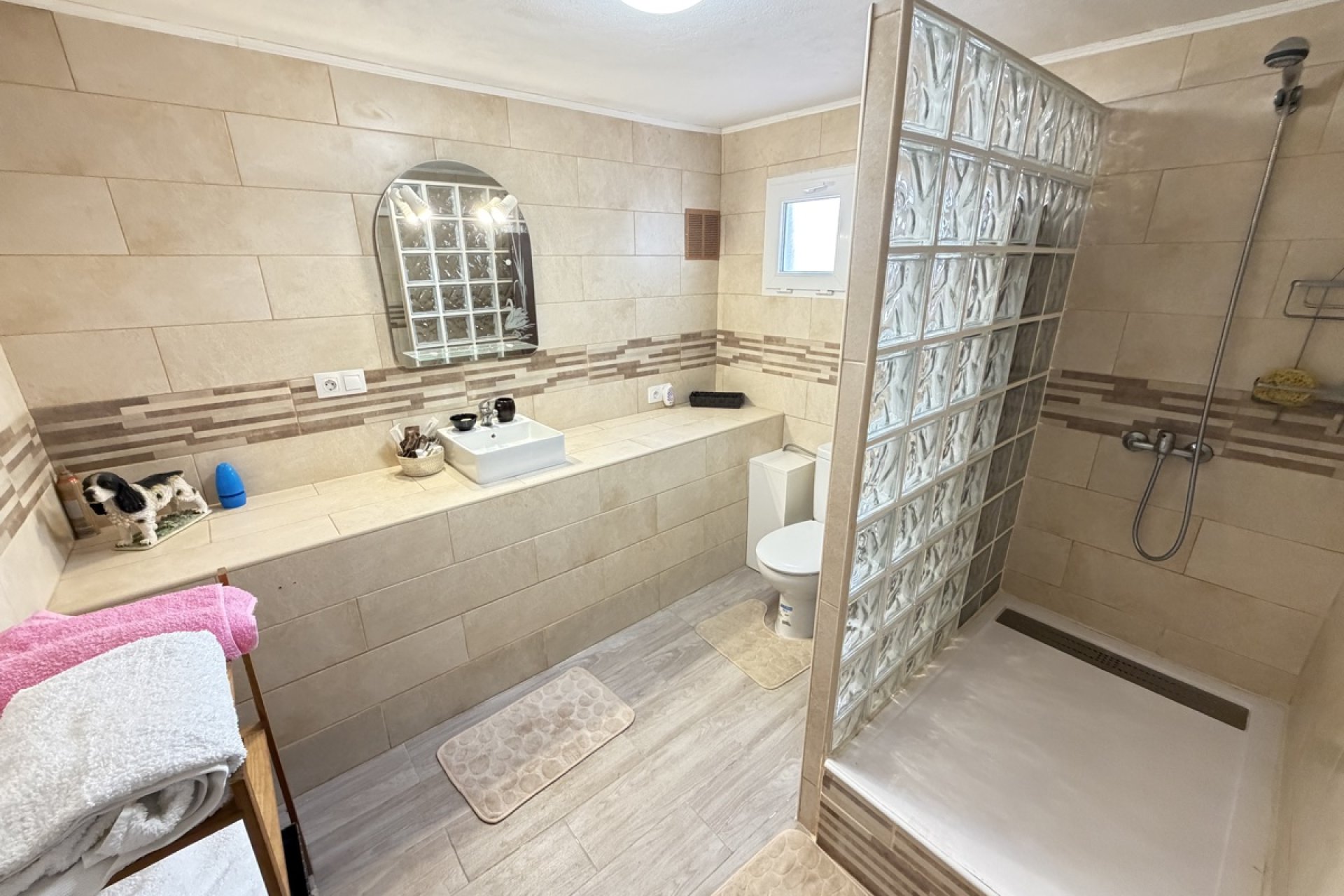 Resale - Bungalow -
San Miguel - San Miguel de Salinas