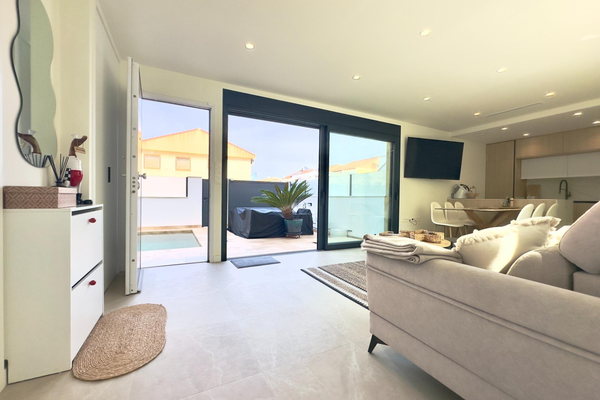 Resale - Bungalow -
San Pedro del Pinatar - CENTRO