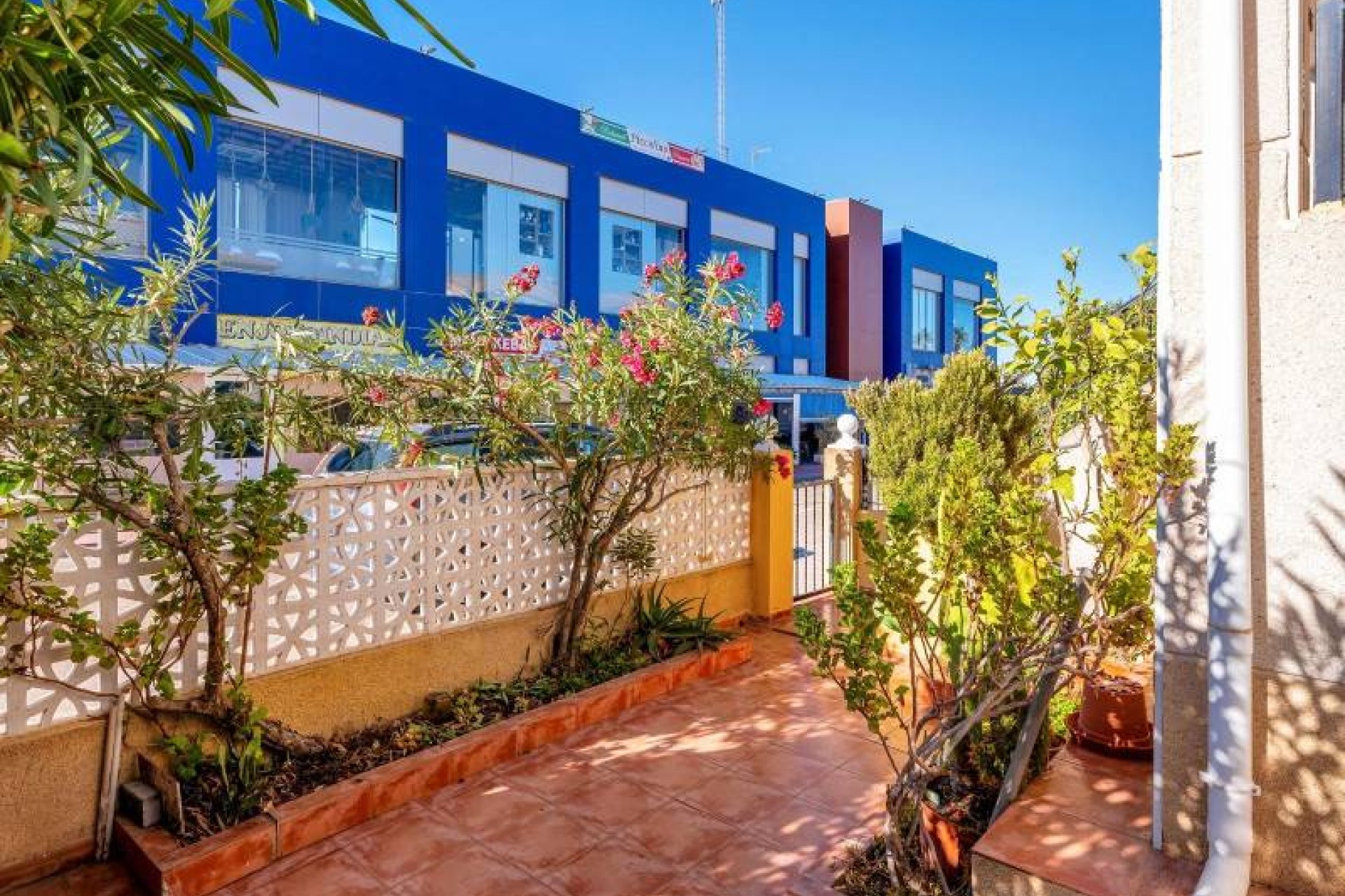 Resale - Bungalow -
Torrevieja - Aguas Nuevas