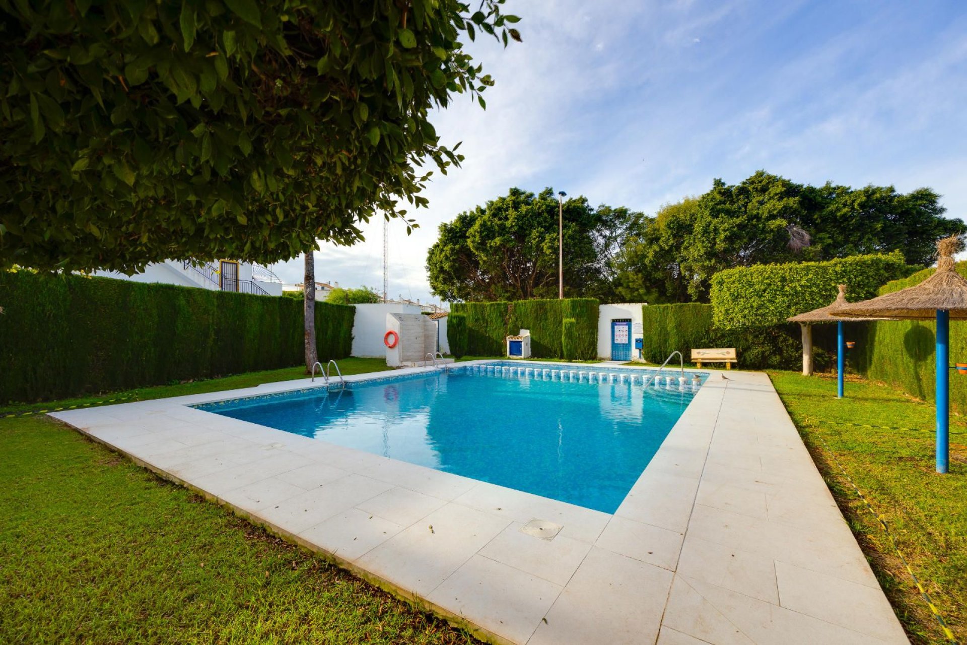 Resale - Bungalow -
Torrevieja - Carrefour