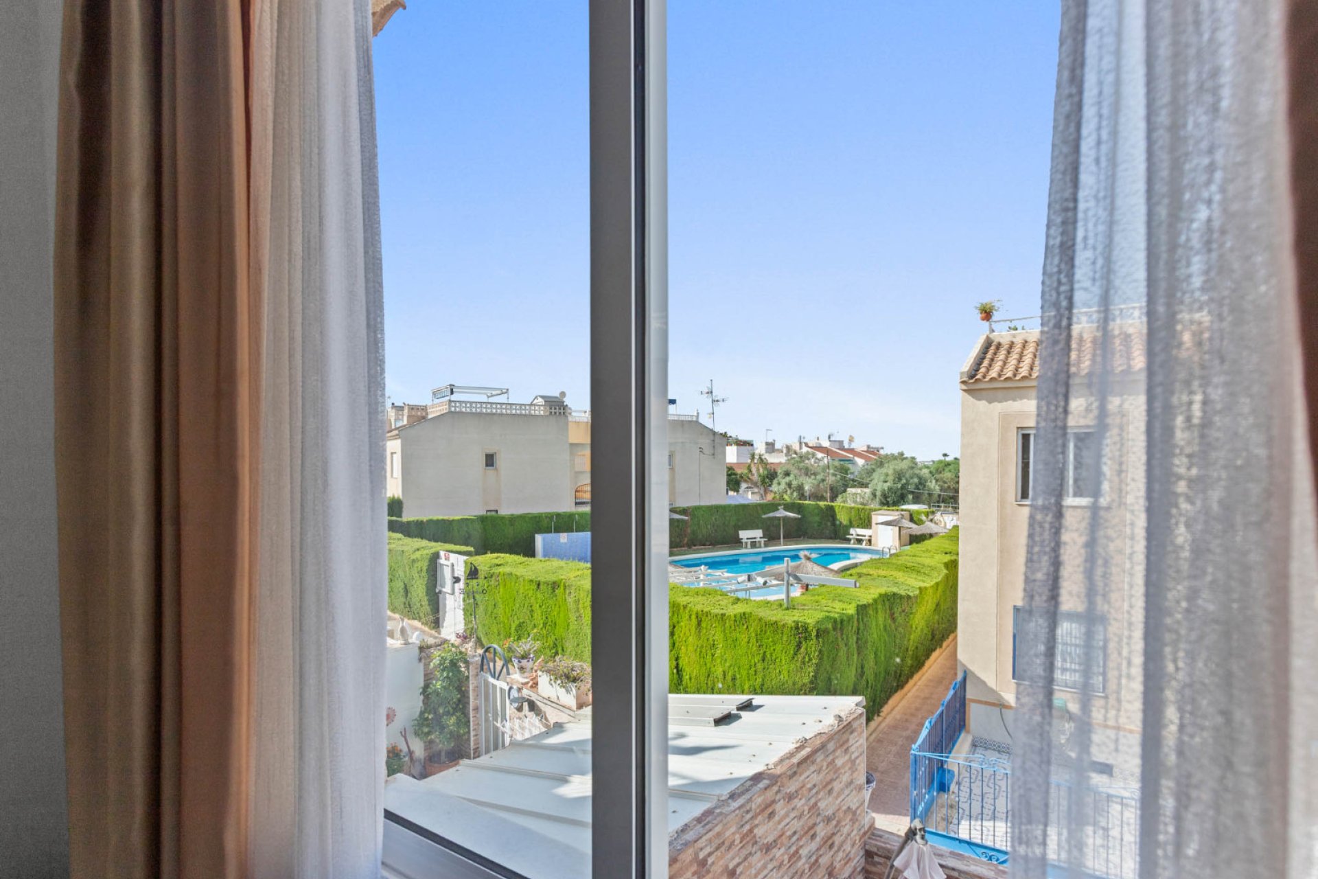 Resale - Bungalow -
Torrevieja - El Chaparral