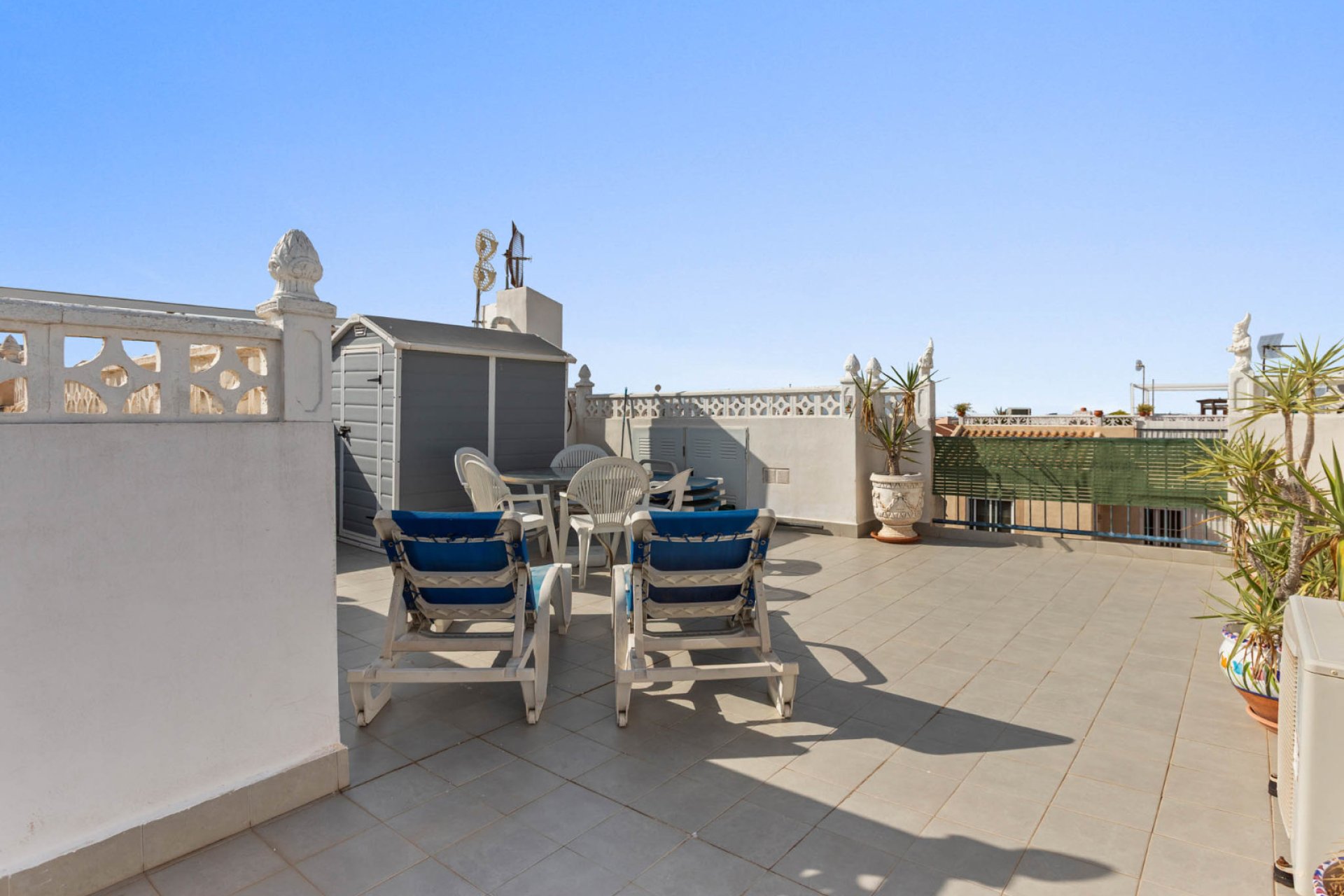 Resale - Bungalow -
Torrevieja - El Chaparral