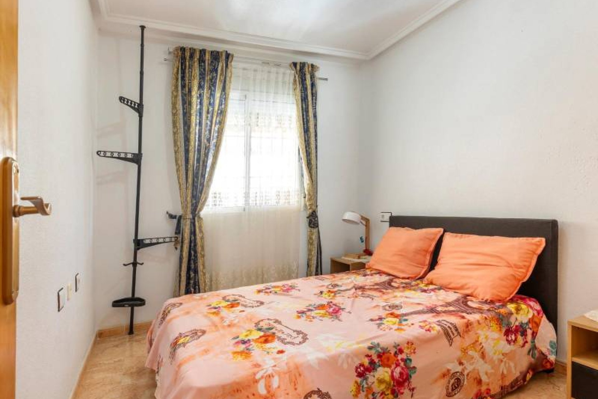 Resale - Bungalow -
Torrevieja - El limonar