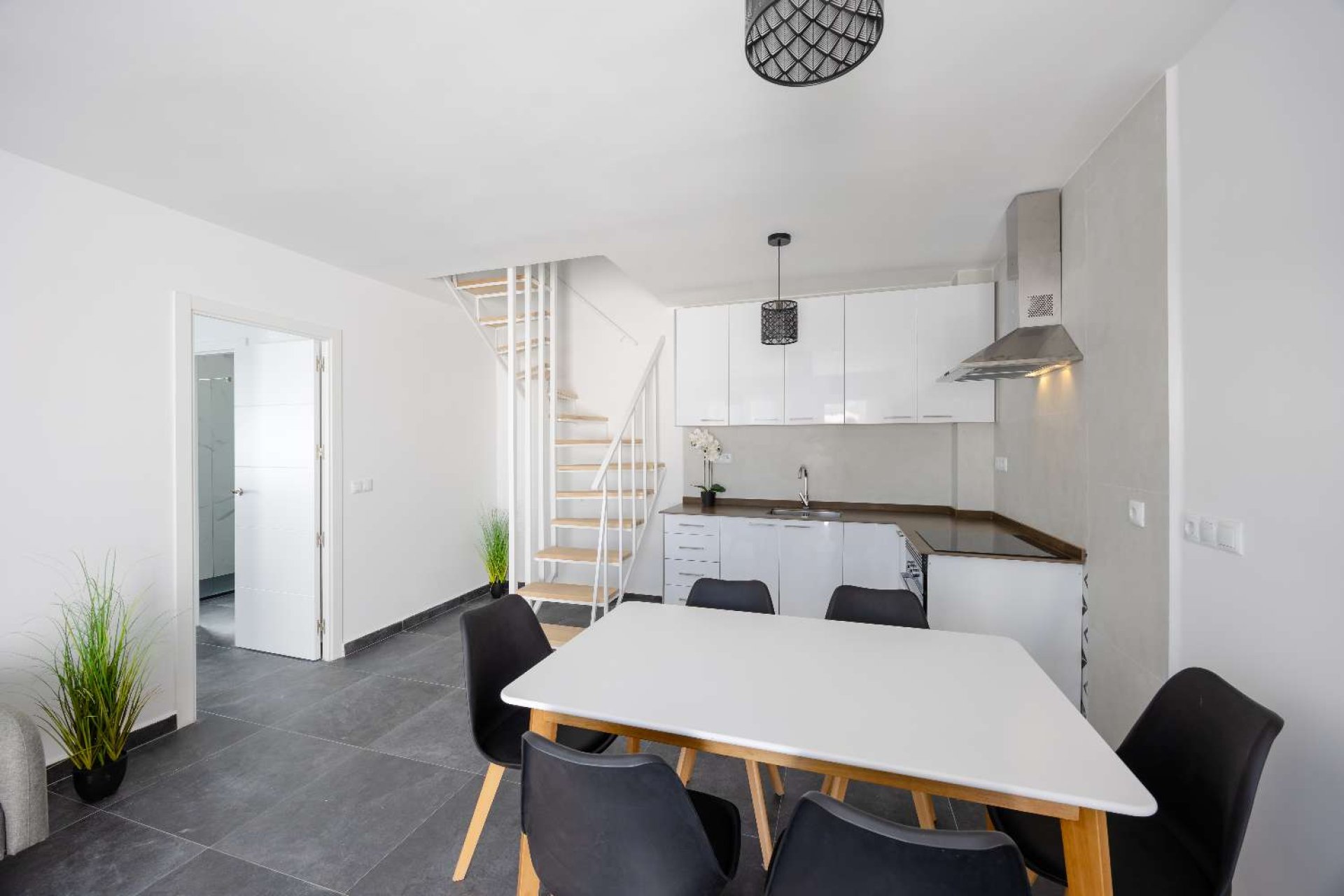 Resale - Bungalow -
Torrevieja - Jardin del Mar