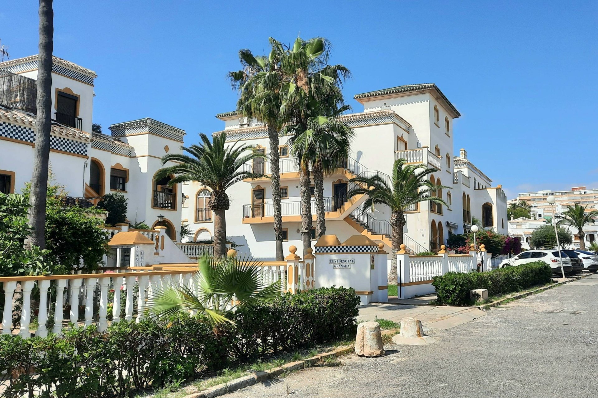 Resale - Bungalow -
Torrevieja - La Mata