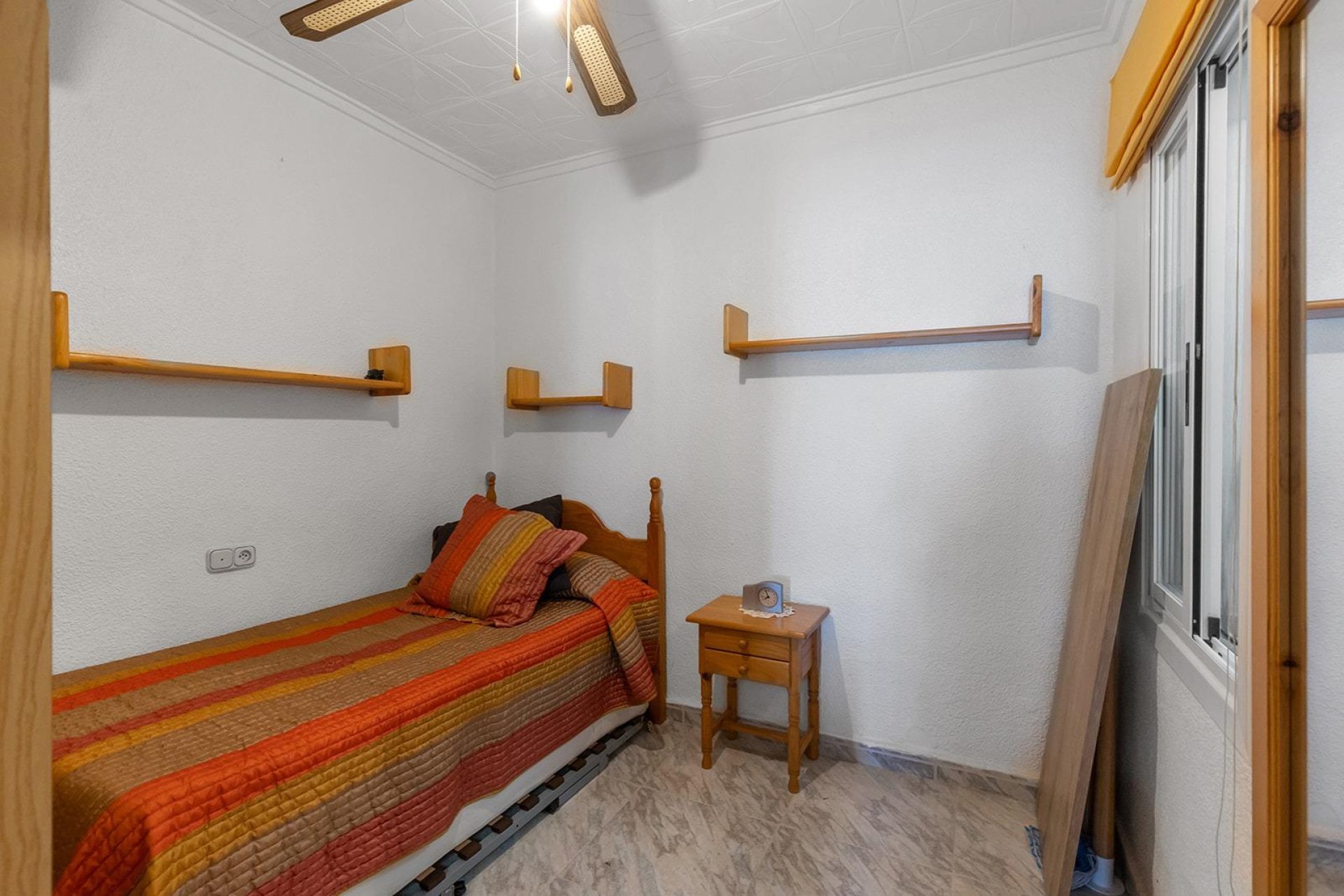 Resale - Bungalow -
Torrevieja - La Siesta - El Salado - Torreta