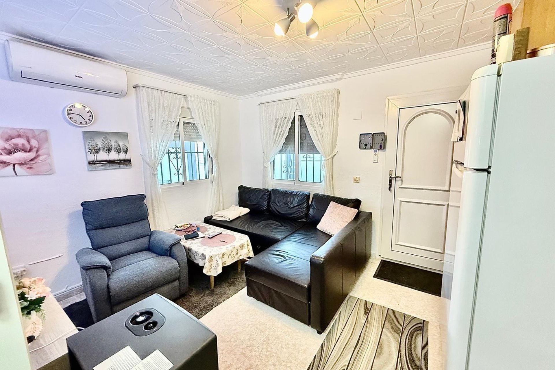 Resale - Bungalow -
Torrevieja - La Siesta - El Salado - Torreta