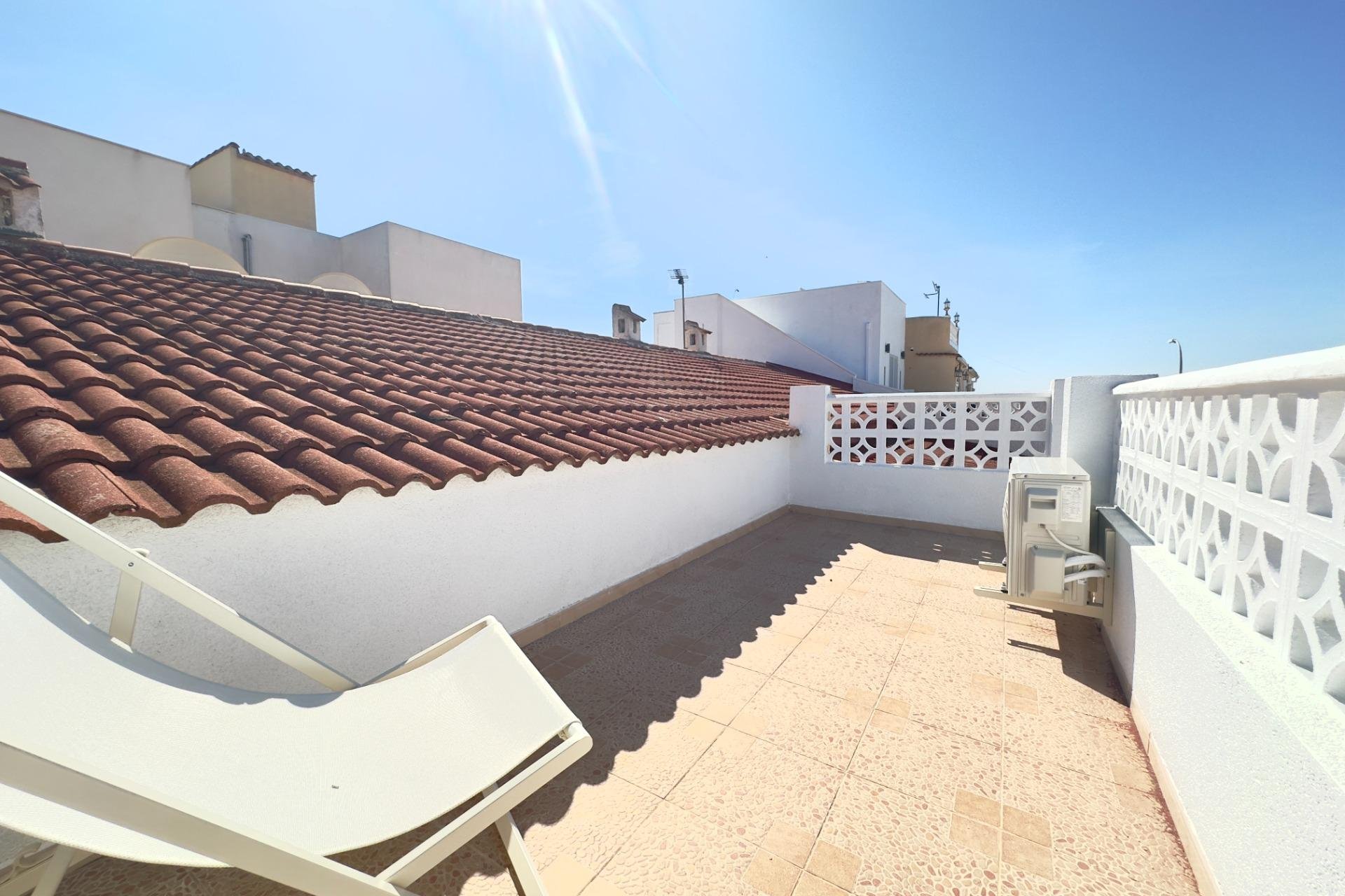 Resale - Bungalow -
Torrevieja - La Siesta - El Salado - Torreta