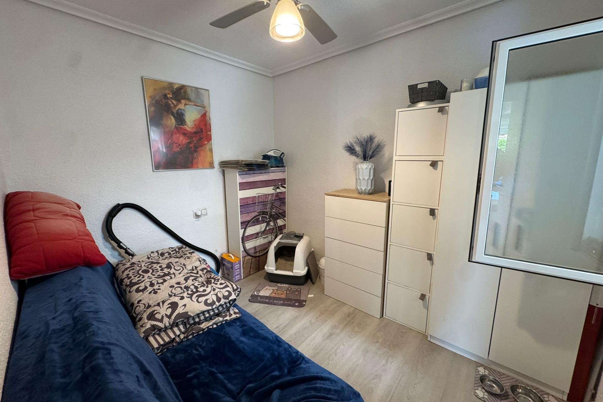 Resale - Bungalow -
Torrevieja - La Siesta - El Salado - Torreta