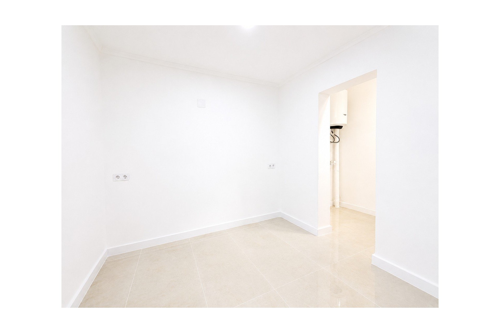 Resale - Bungalow -
Torrevieja - La Siesta - El Salado - Torreta