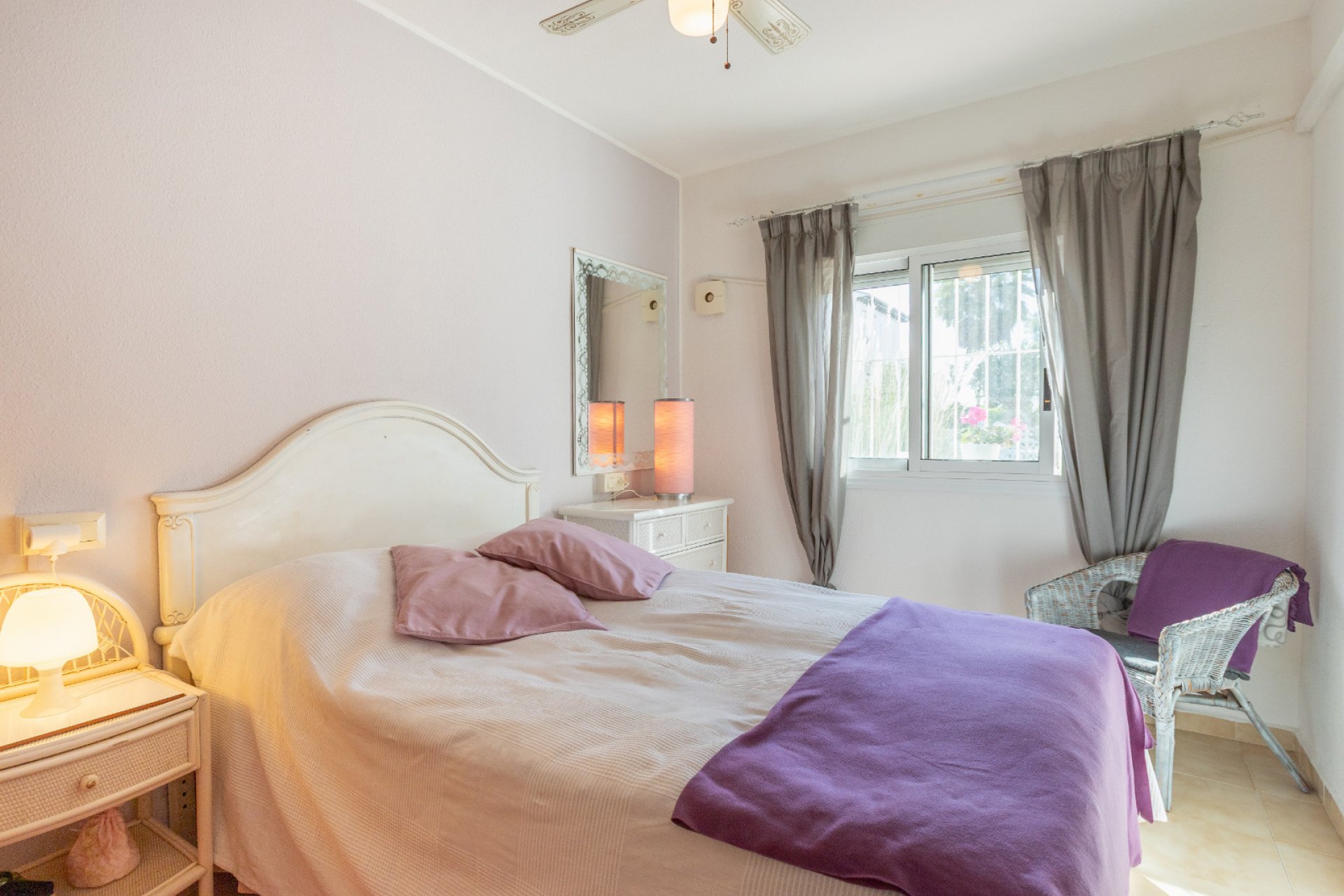 Resale - Bungalow -
Torrevieja - Lago jardin